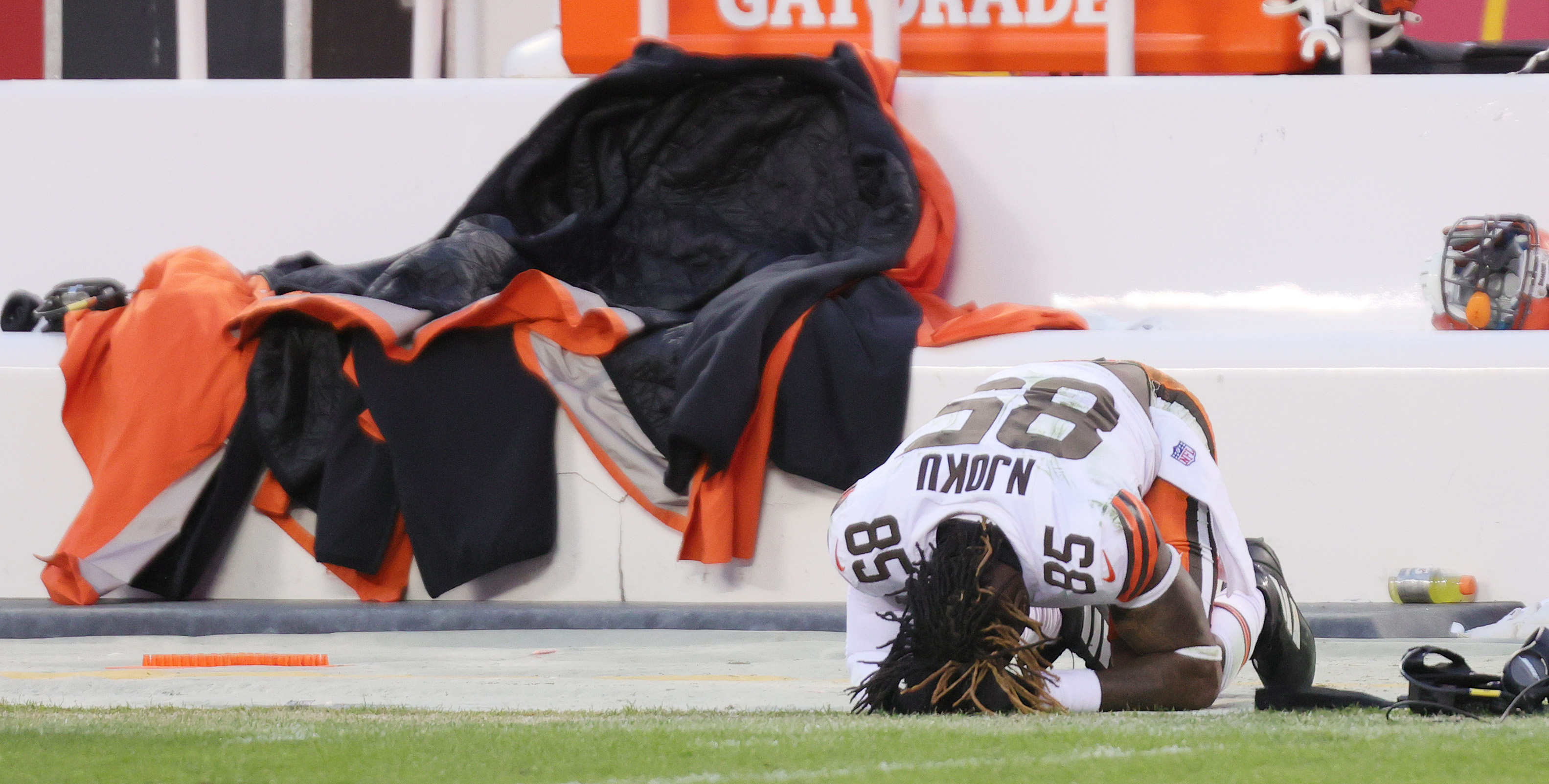 Our favorite photos from Browns loss to Los Angeles Chargers: Joshua Gunter  and John Kuntz 