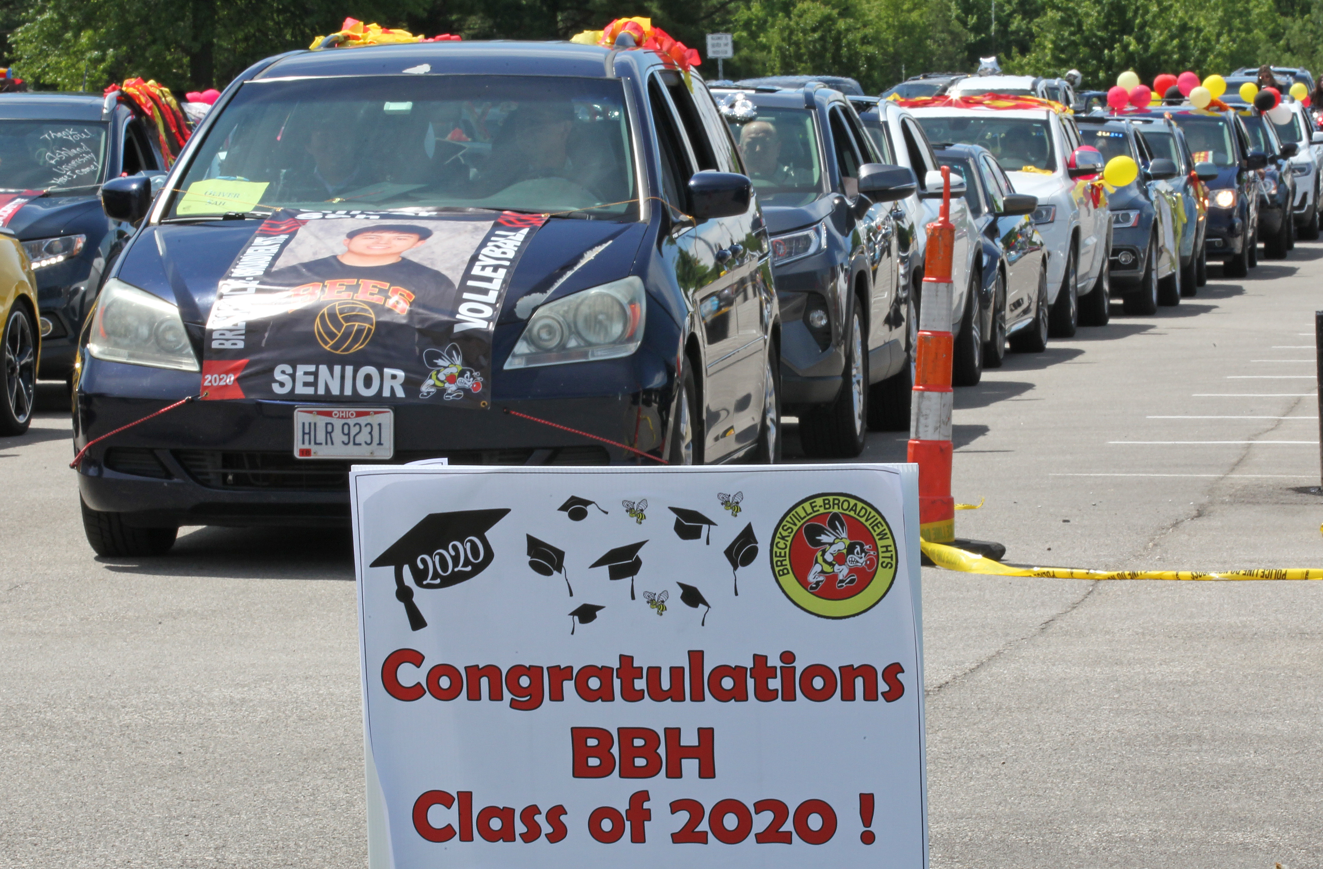 Brecksville-Broadview Heights High School honors their 2020 graduates ...