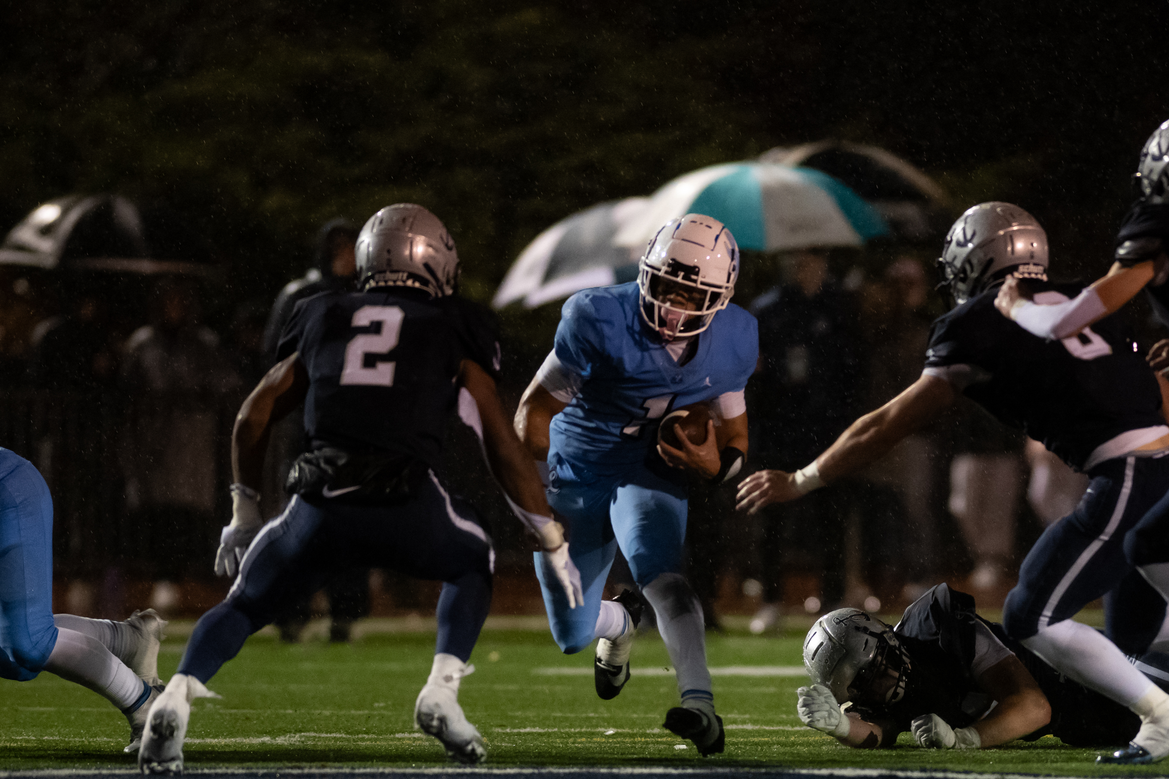 Lake Ridge Pacers Oregon high school football: Lake Oswego Lakers vs Lakeridge Pacers ...
