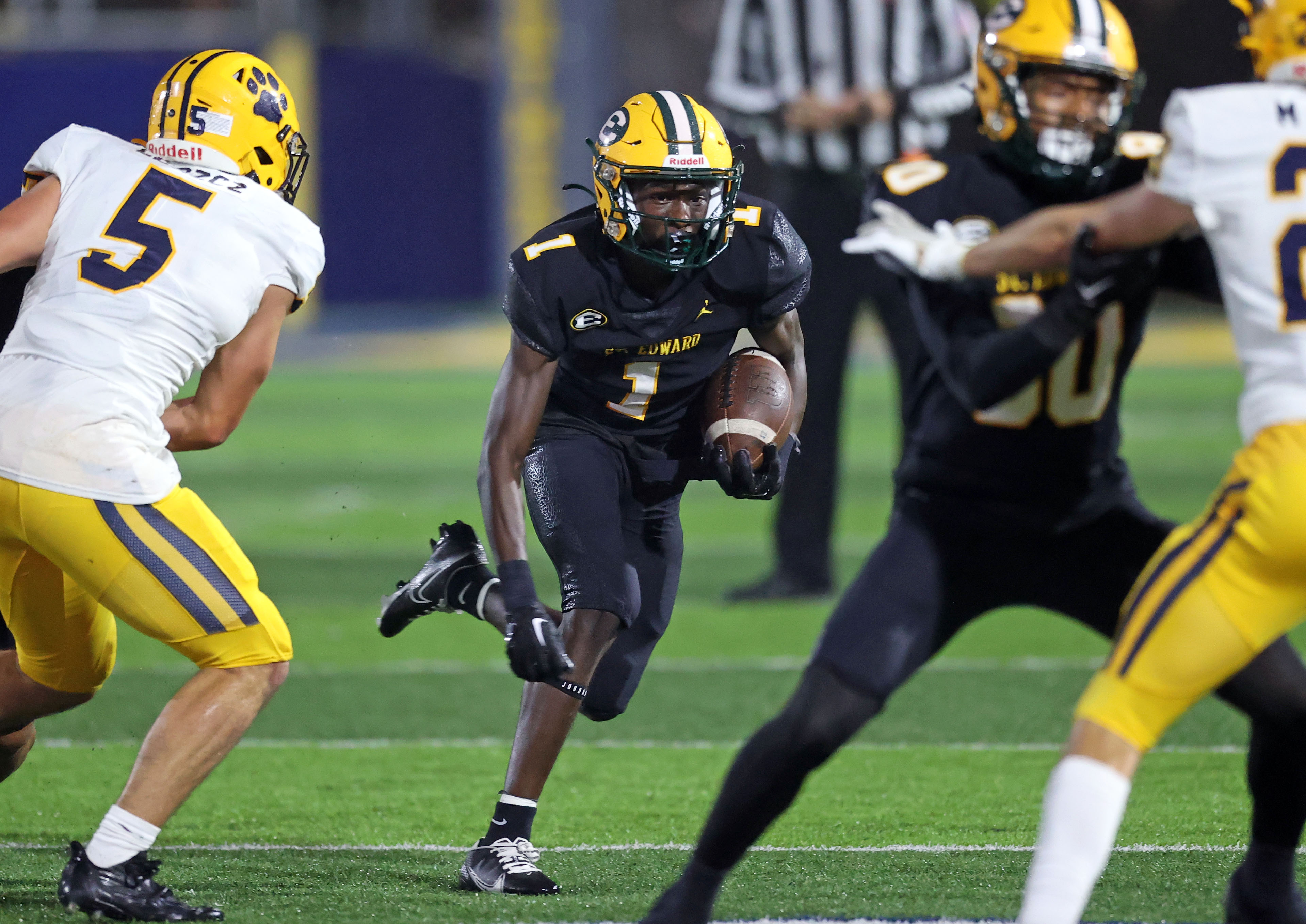 OHSAA Football Divison I Regional Semifinals: St. Edward Vs. St ...