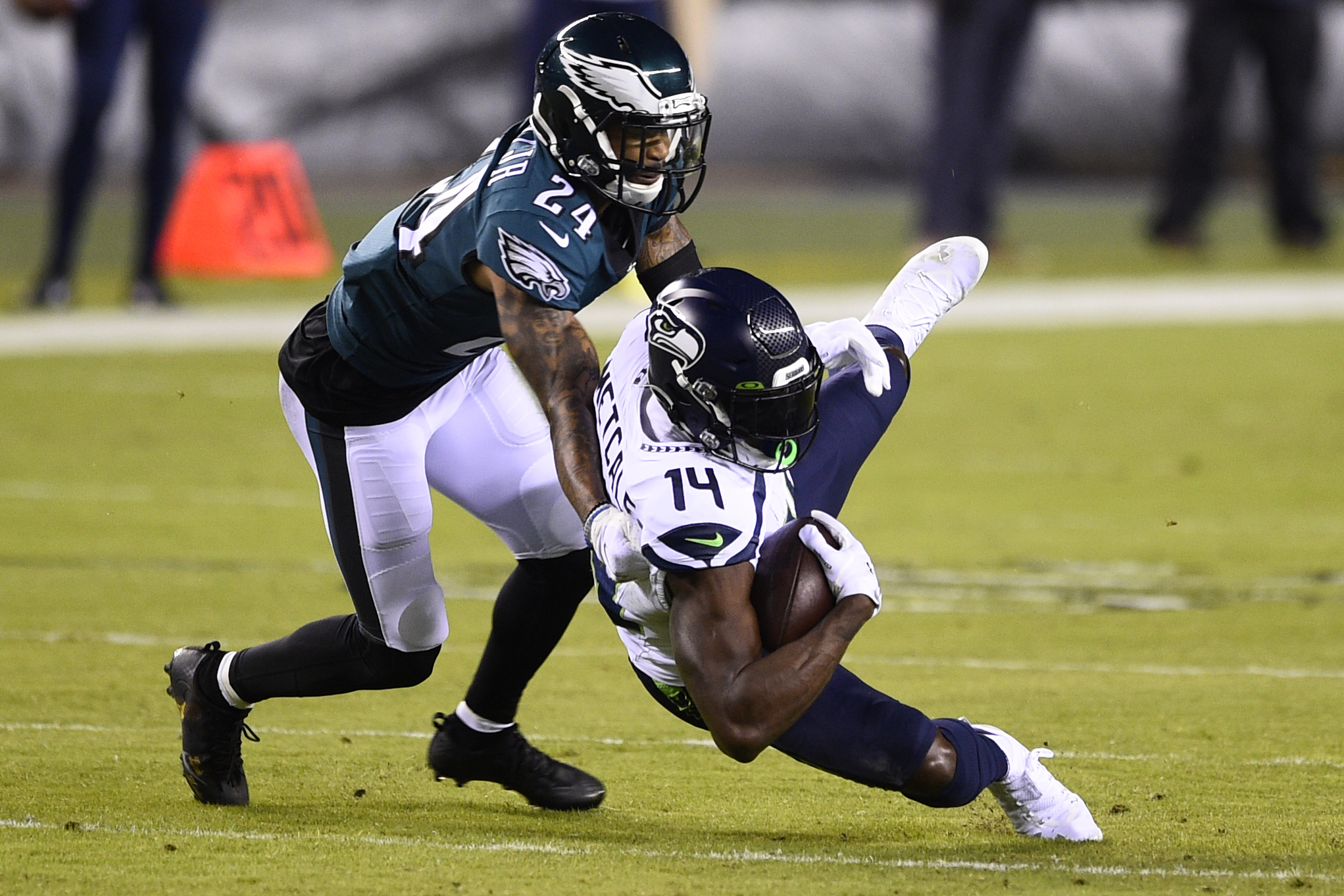 Eagles' Darius Slay was snubbed in an ESPN ranking of the NFL's top 10  cornerbacks for 2022