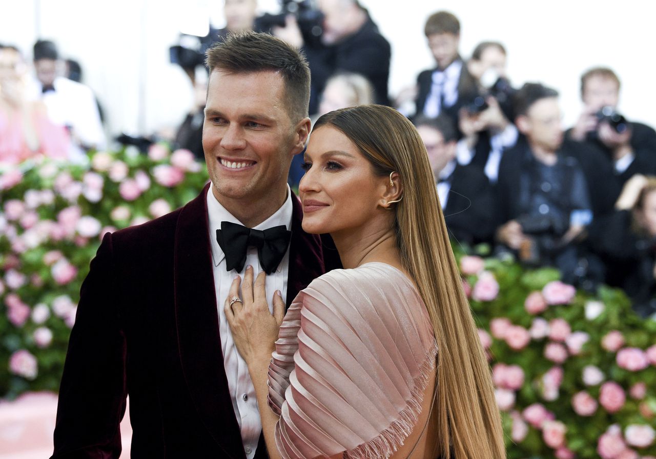 Tom Brady gets ultimatum from Gisele Bündchen amid divorce talk, per report  