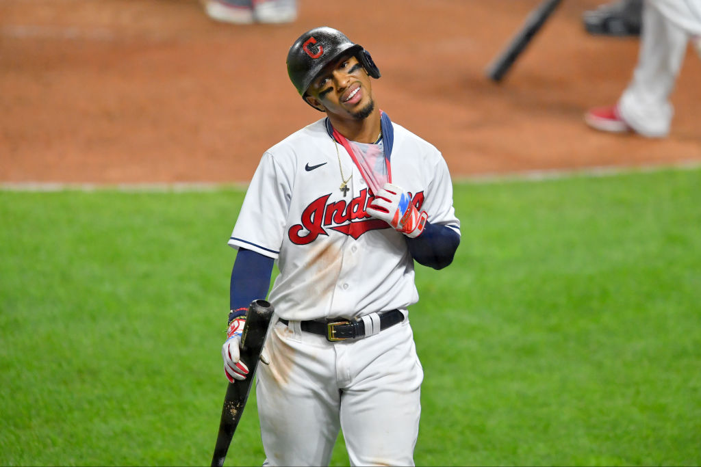 Francisco Lindor supports 'The Land' with custom Cavs jersey