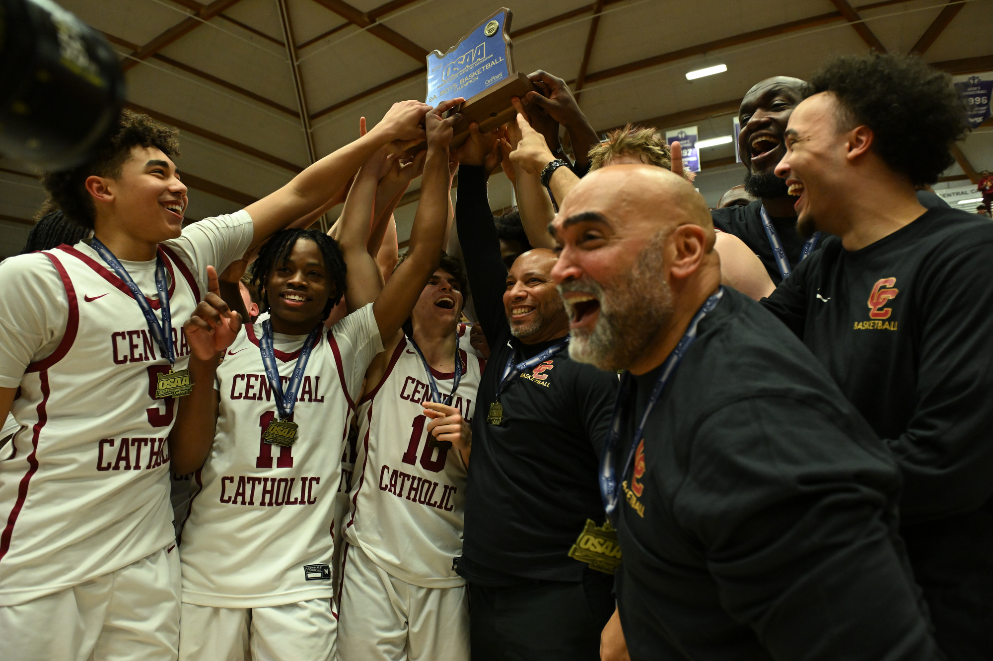 Central Catholic beats Roosevelt in Oregon 6A boys basketball ...