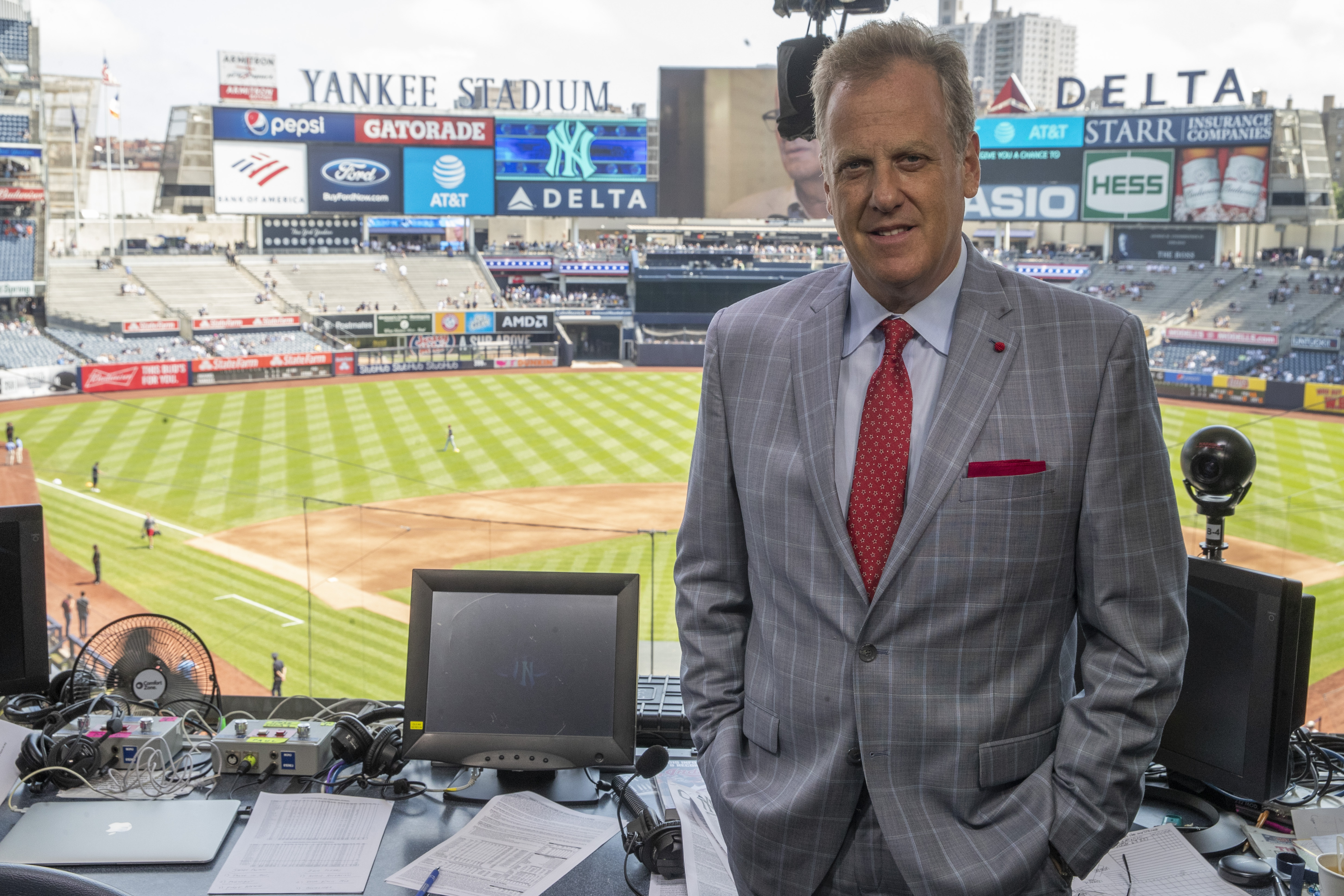 Yankees announcer Michael Kay considers leaving ESPN Radio, opening door for longshot Mad Dog comeback