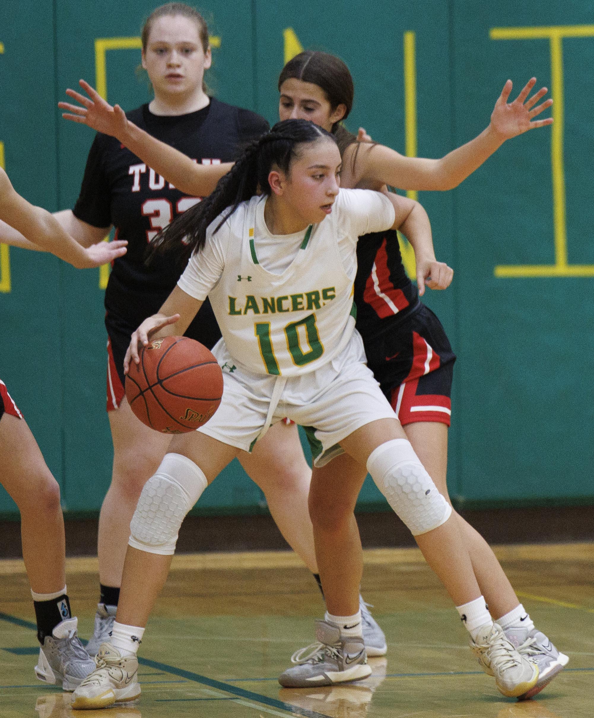 Lafayette Girls Basketball Defeats Tully 49 40 In First Class C Section Iii Challenge 