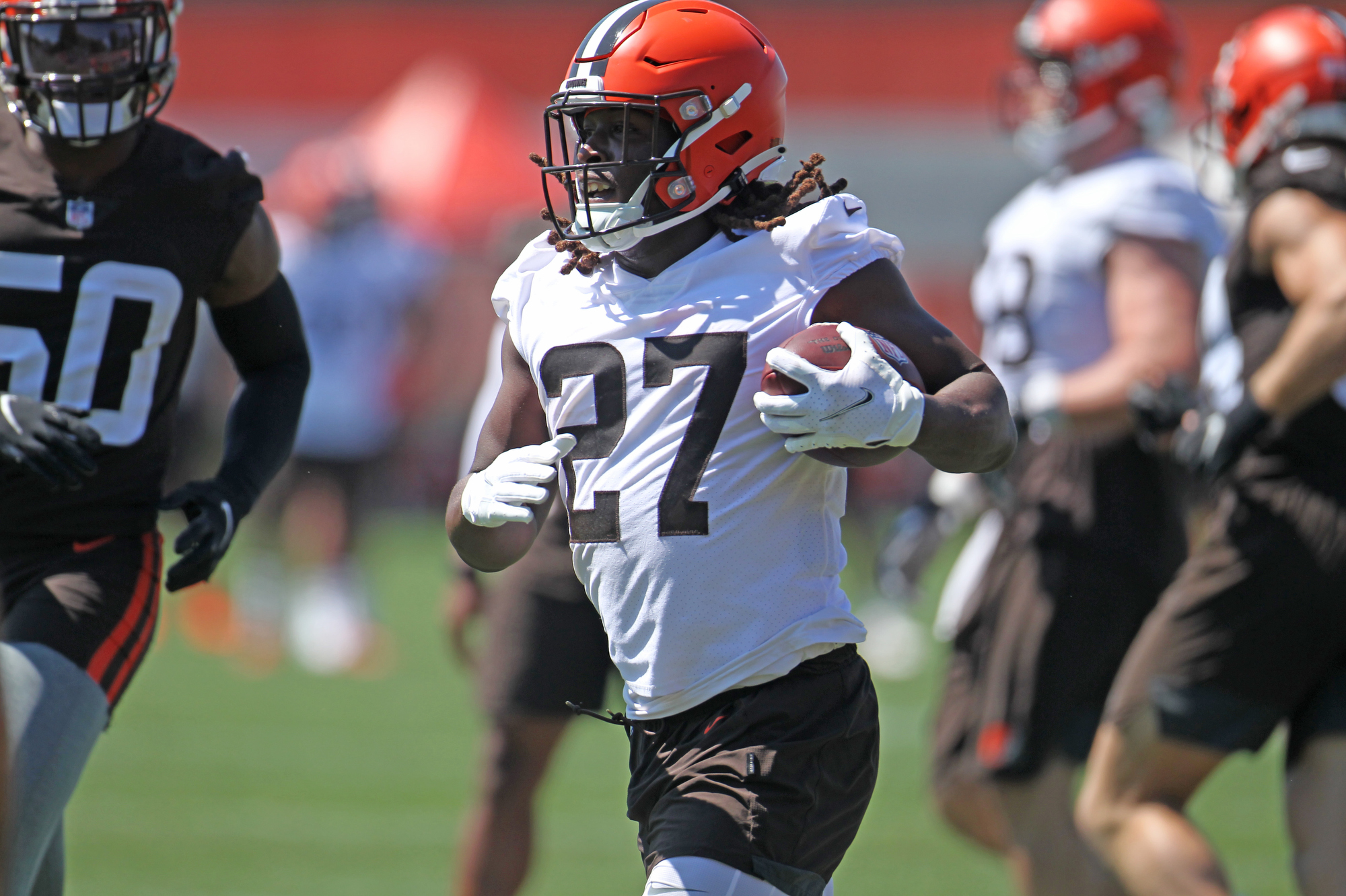 Austin Hooper, David Njoku, Harrison Bryant -- who is the Browns' No. 1  tight end? What we've learned at training camp -- Ellis L. Williams 