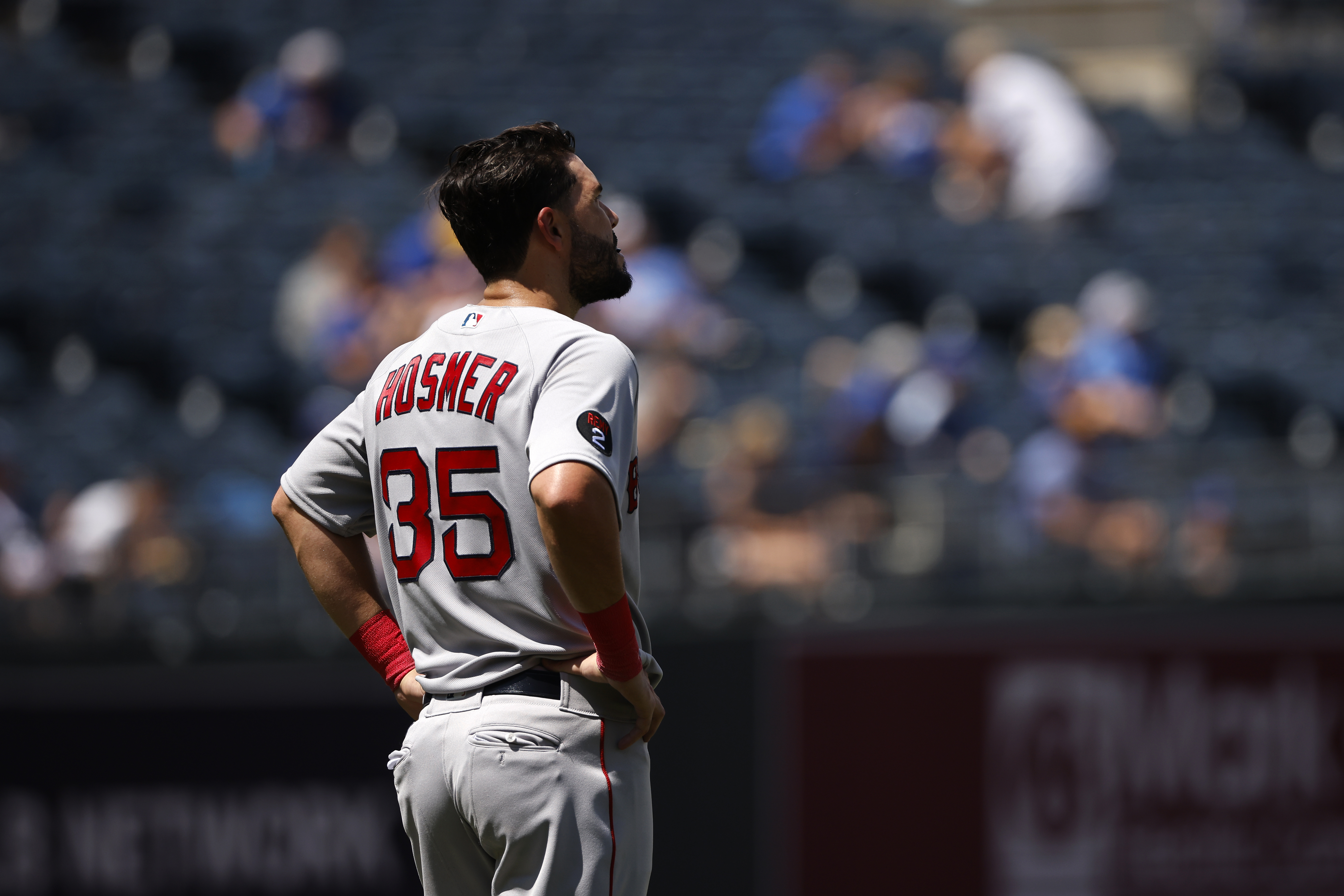Red Sox make puzzling call on veteran Eric Hosmer