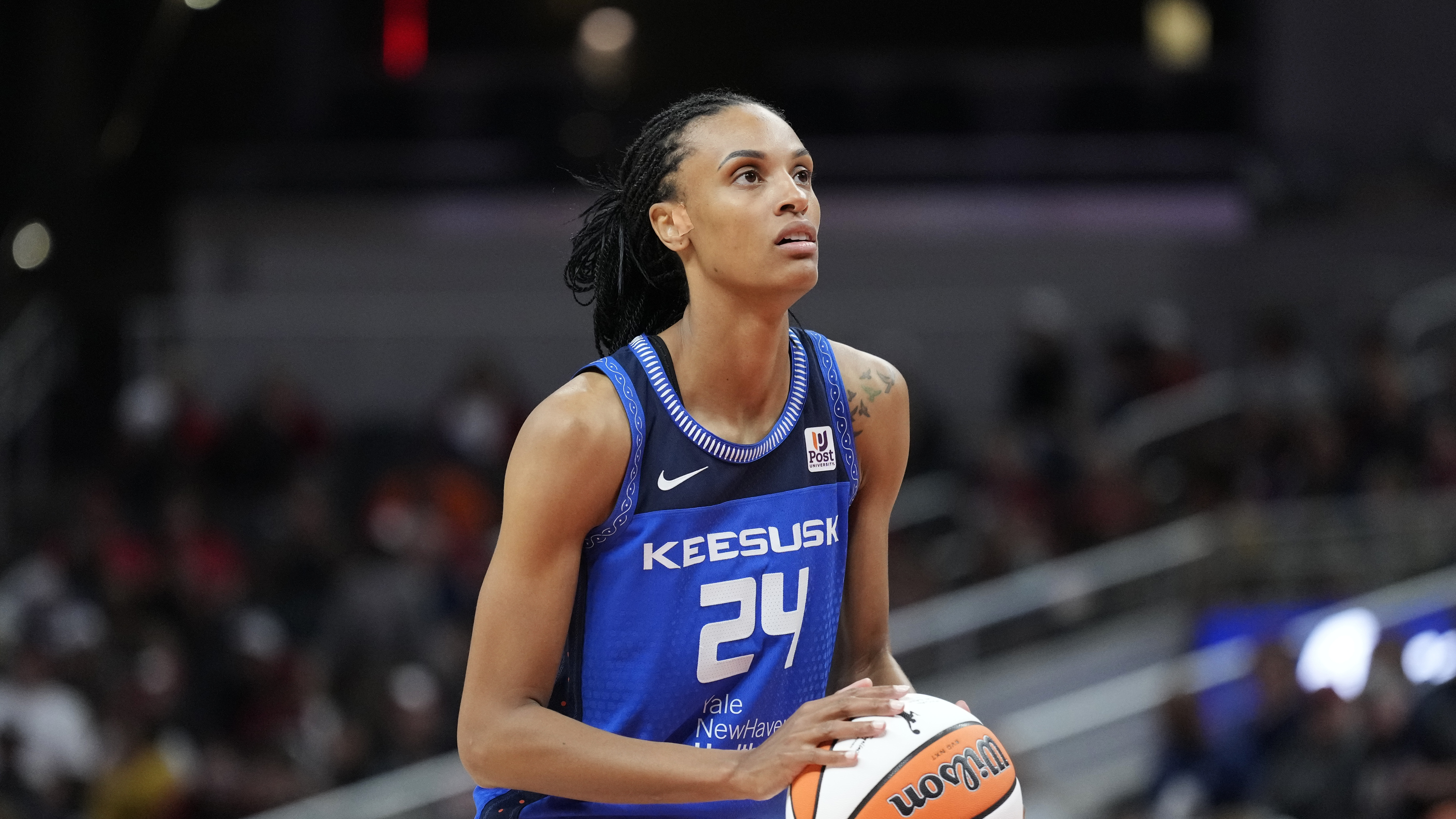 DeWanna Bonner moves into top 10 on WNBA's all-time points list