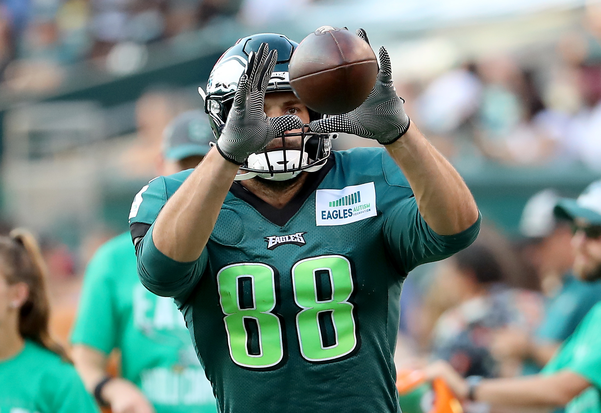 Philadelphia Eagles, Dallas Goedert agree to a 4-year contract