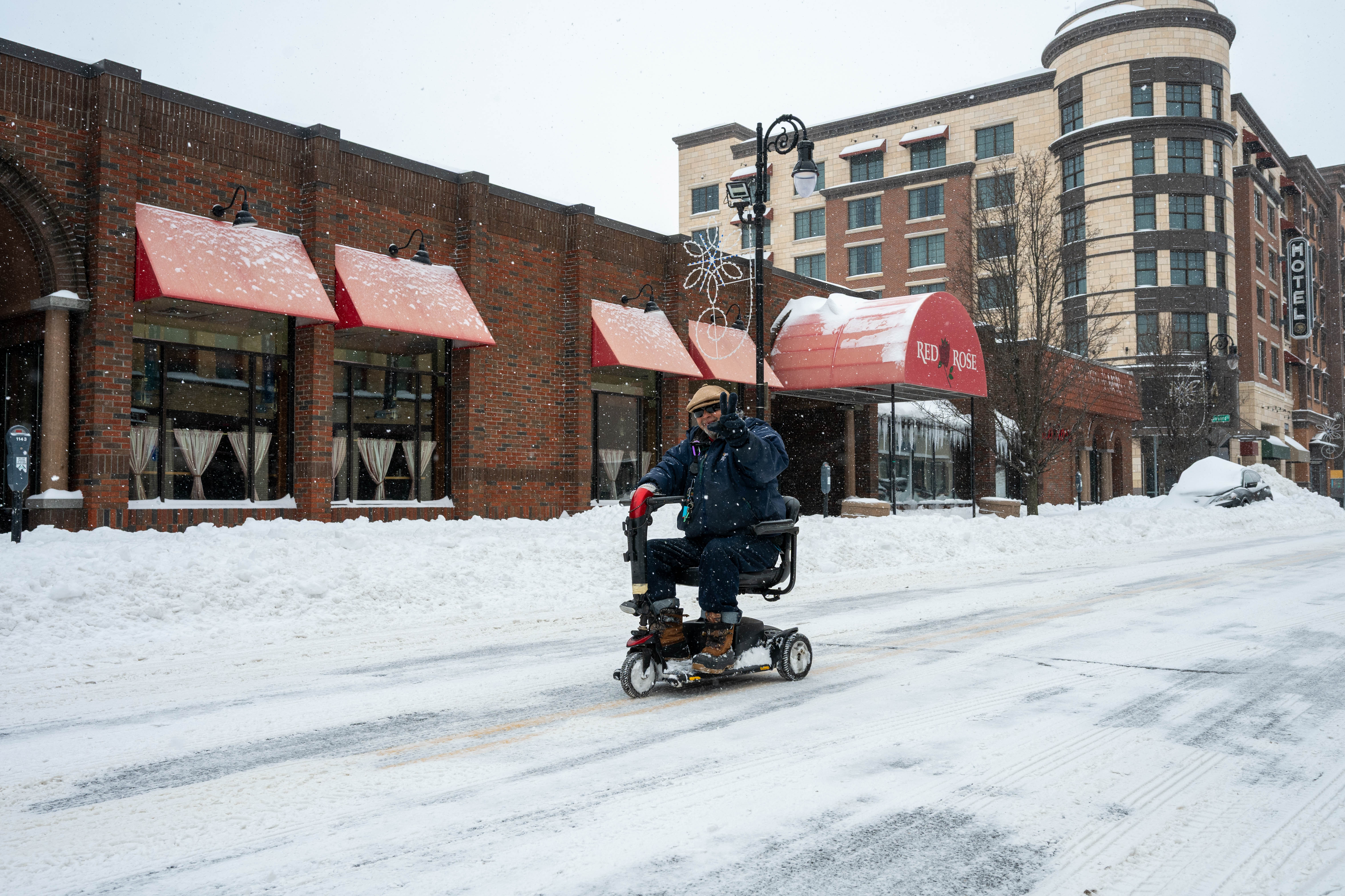 Check out photos from the Jan. 25-26 snowstorm in Massachusetts ...