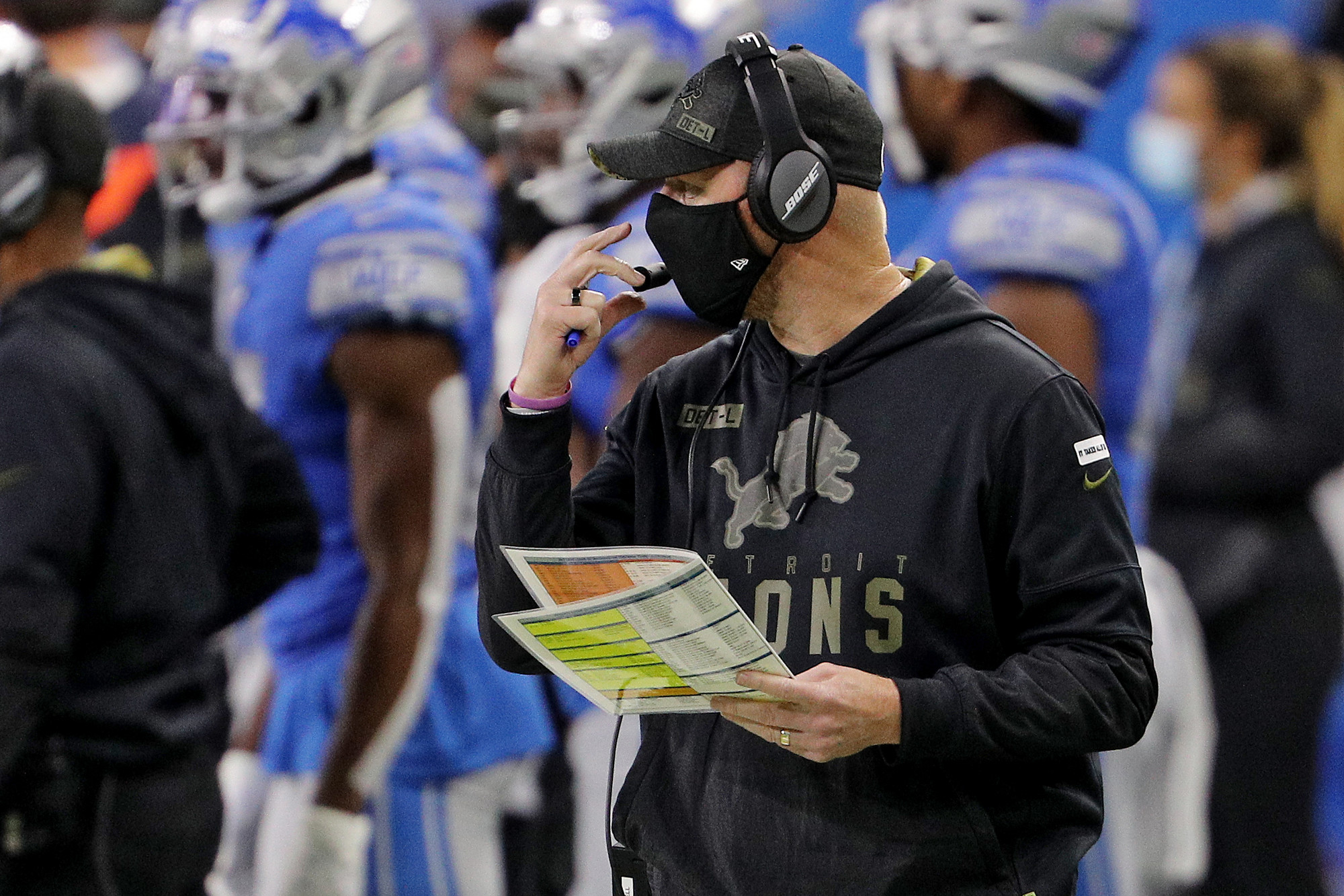 Ask Kyle: Is Darrell Bevell a serious candidate for the full-time Lions job?  