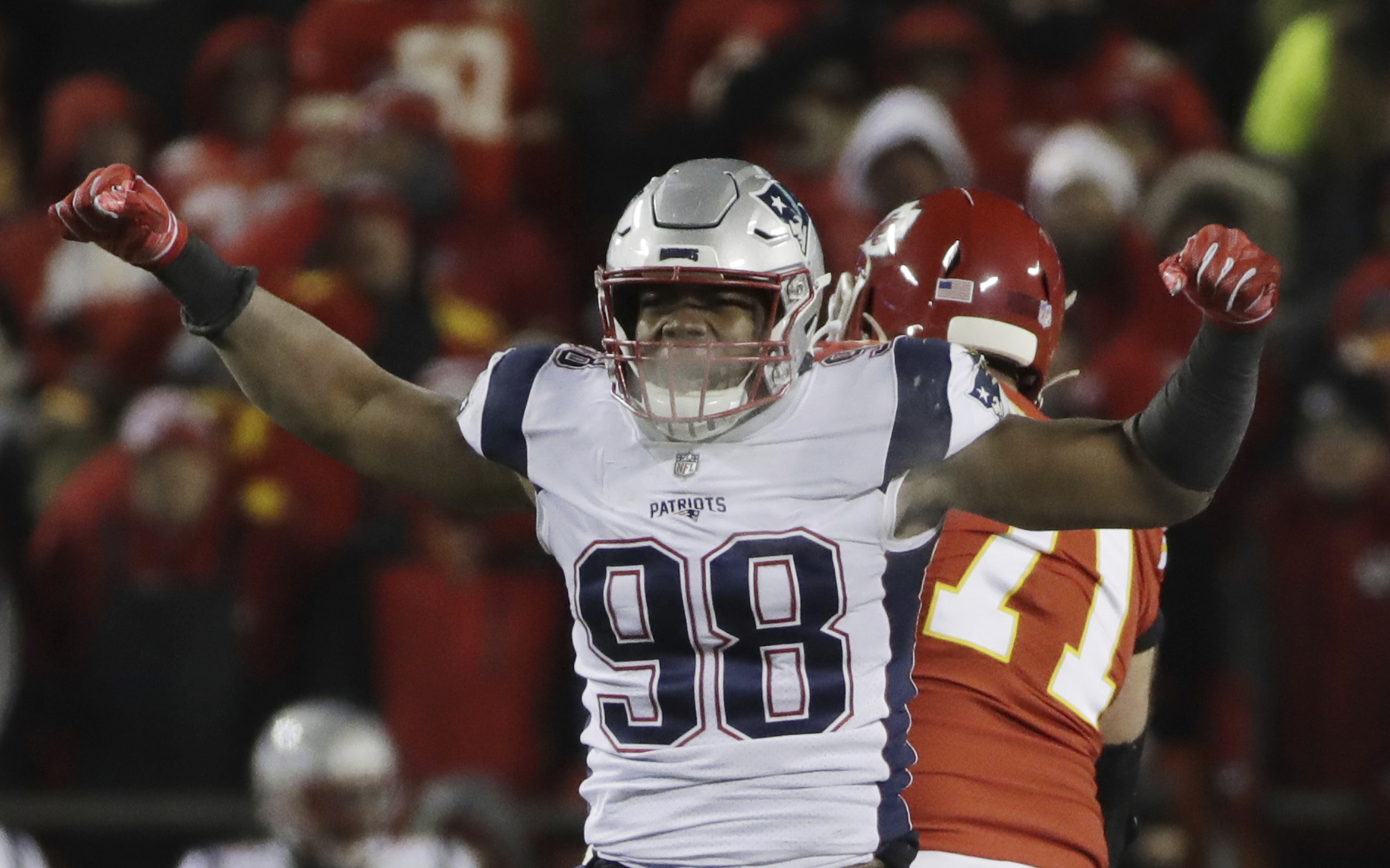 Dolphins signing ex-Patriots pass rusher Trey Flowers to one-year deal