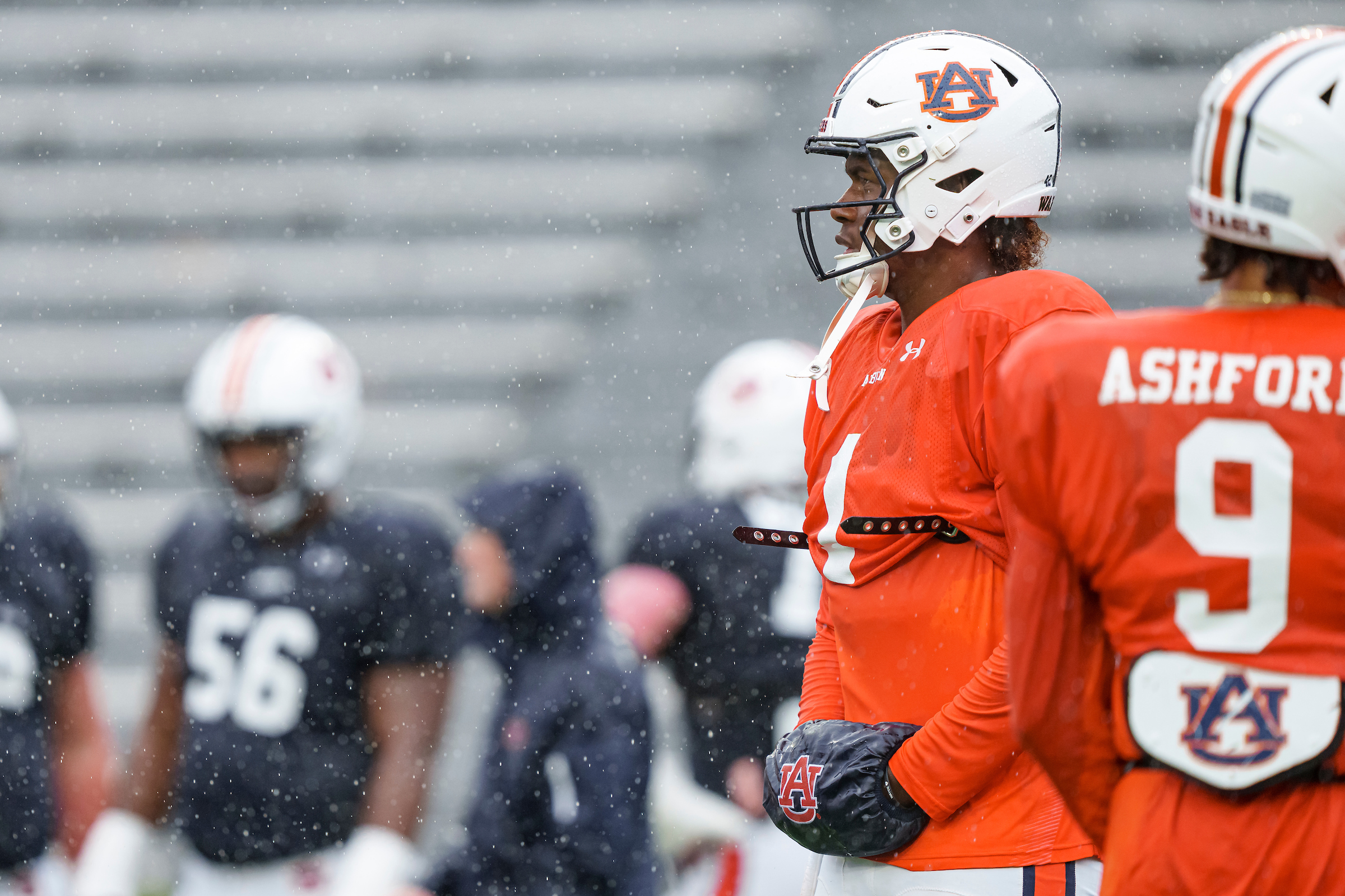 Former Auburn wide receiver flips from Cincinnati to join Deion