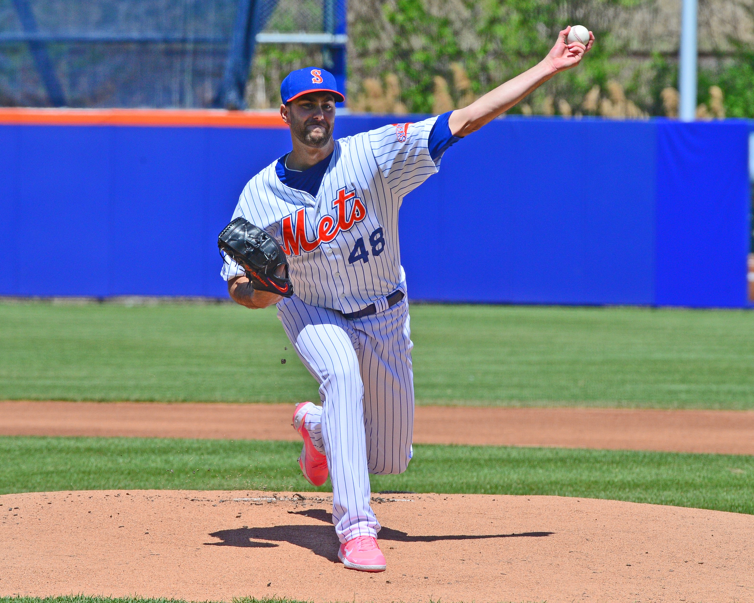 Mets send struggling pitcher David Peterson back to Syracuse, call up  left-hander 