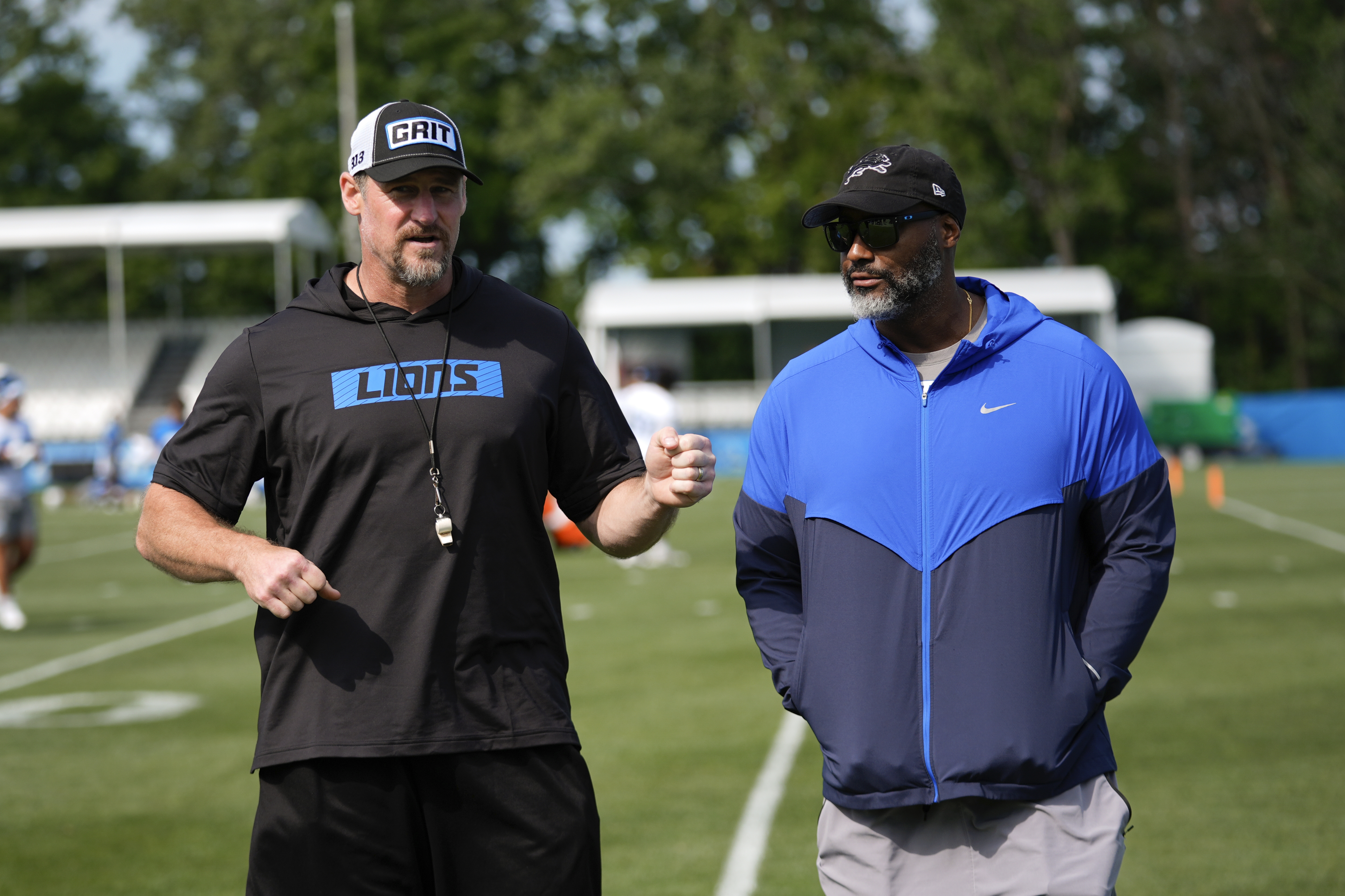 Lions' Brad Holmes makes it clear: Detroit won't force edge rusher pick -  mlive.com