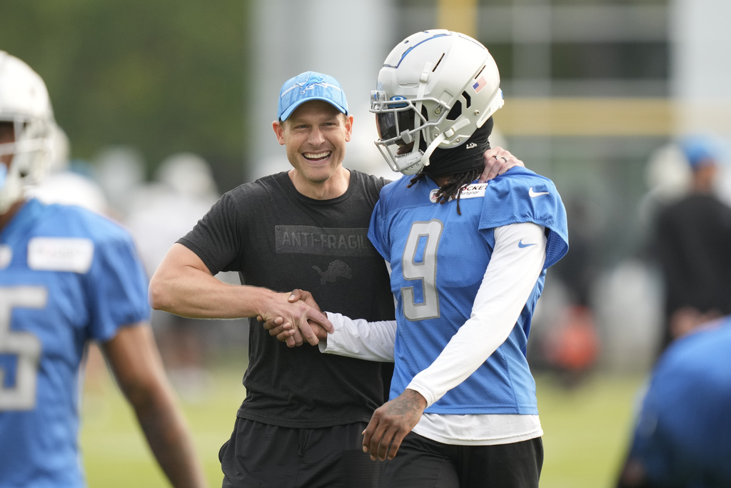 Day 9 at Detroit Lions Training Camp: Strong Running From David Montgomery  