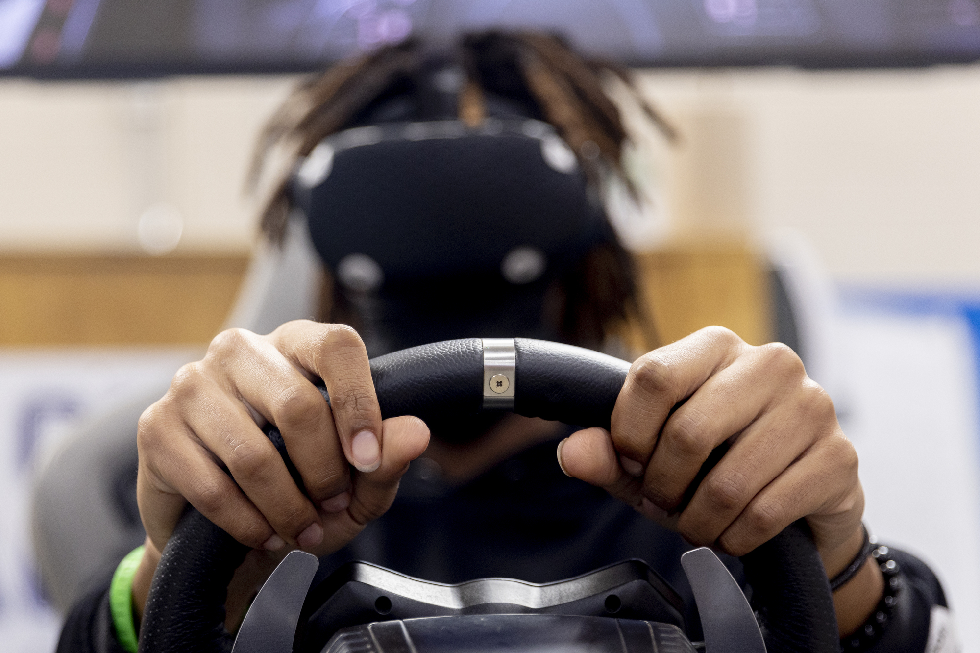 Michigan high schoolers experience impaired, texting while driving simulations