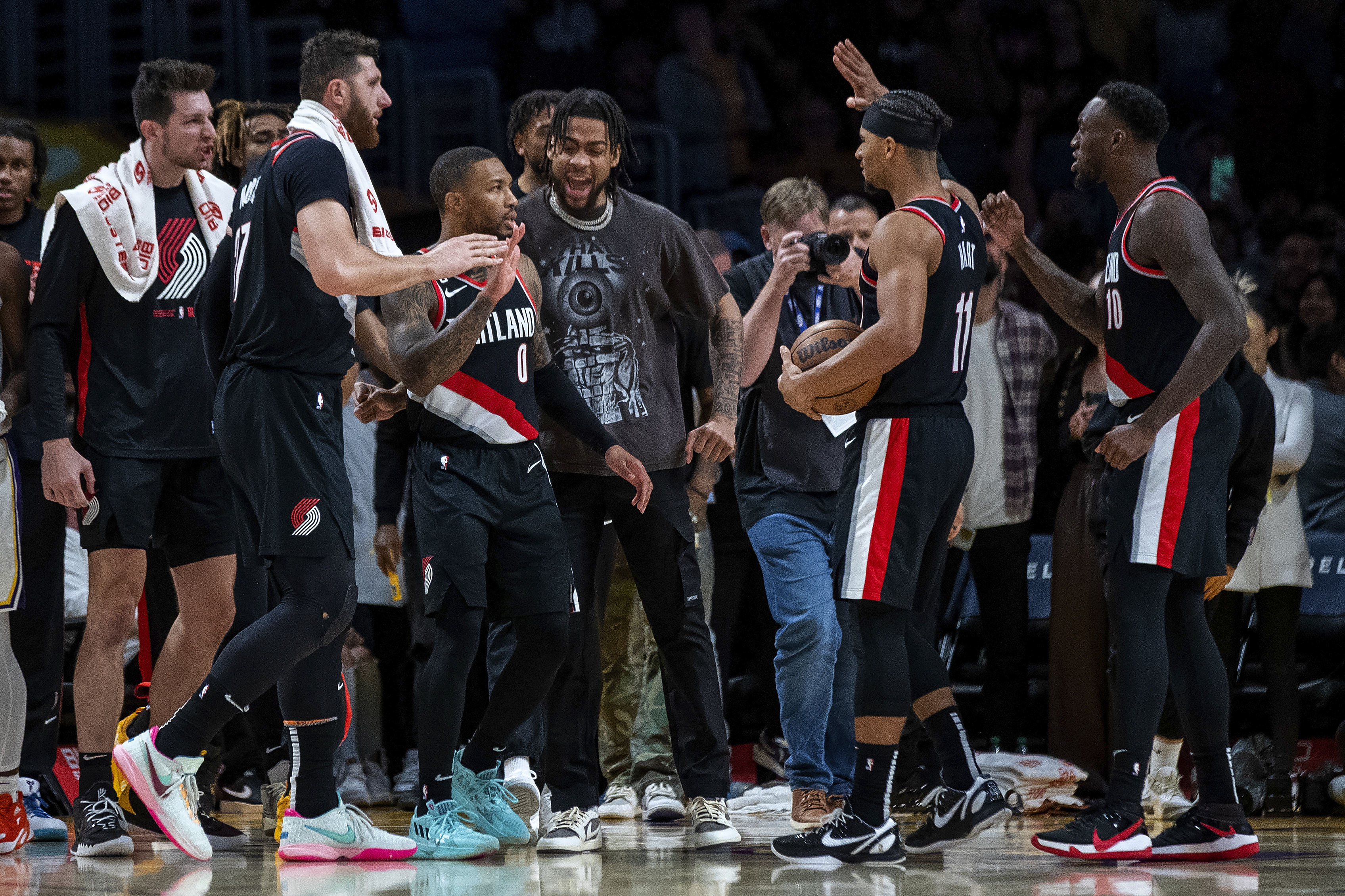 Trail Blazers' Josh Hart endearing himself to Damian Lillard