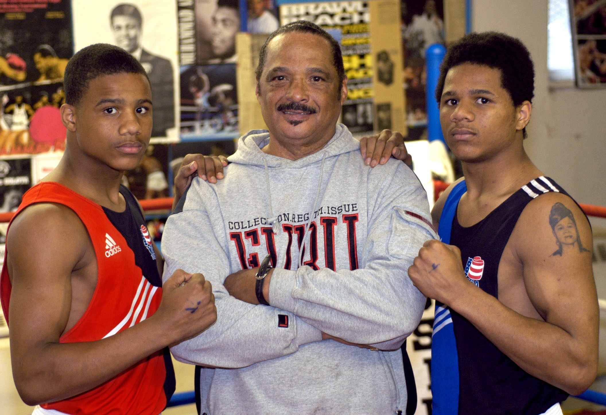 Boxing Champion Louisville To Legend Men's Hoodie - Muhammad Ali