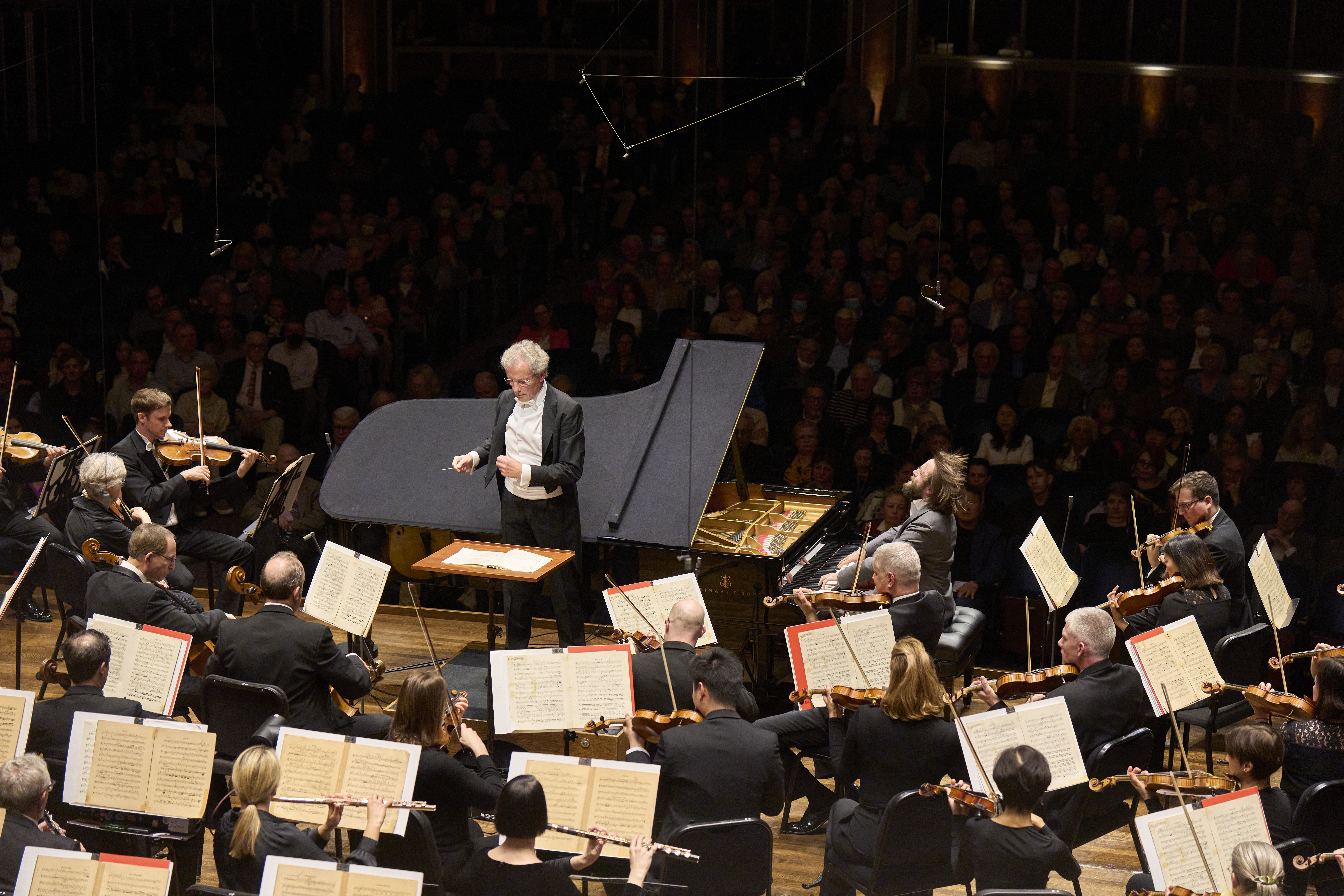 Кливлендский оркестр и пианист Даниил Трифонов представляют захватывающее открытие сезона Брамса и Прокофьева.