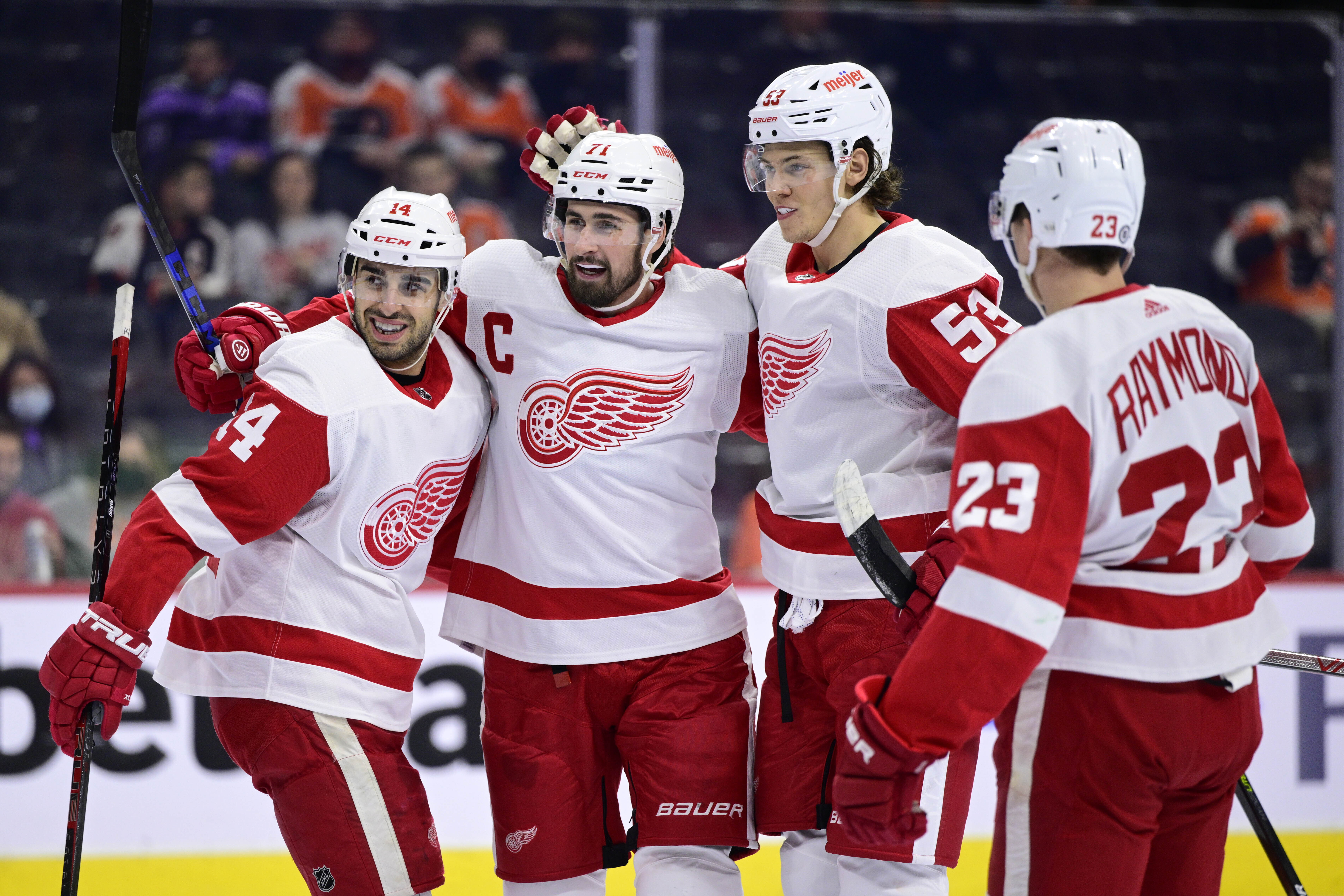 Wings' Moritz Seider on 6-3 victory over Flyers