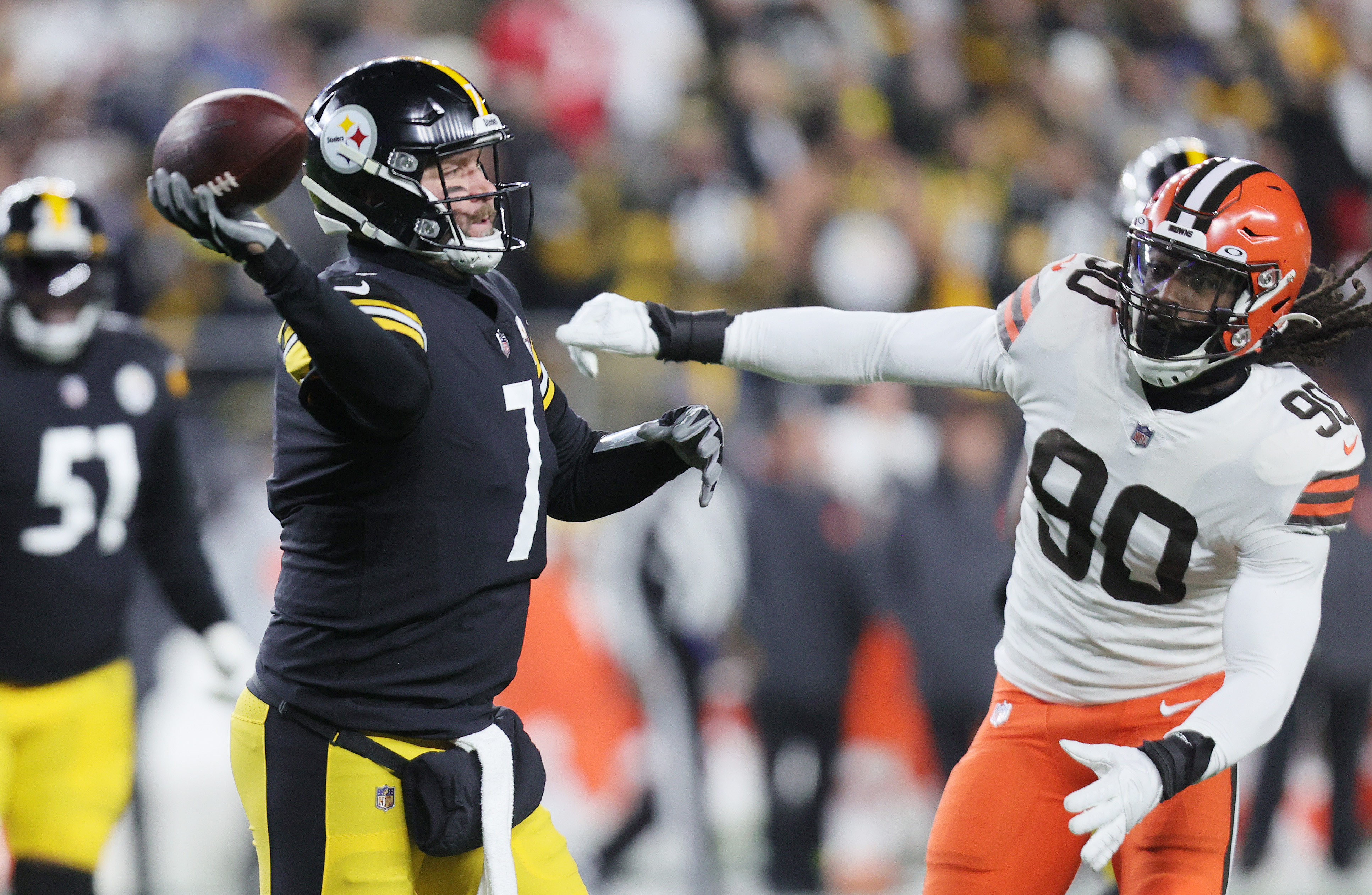 Steelers improbable run comes to end in 42-21 loss to Chiefs