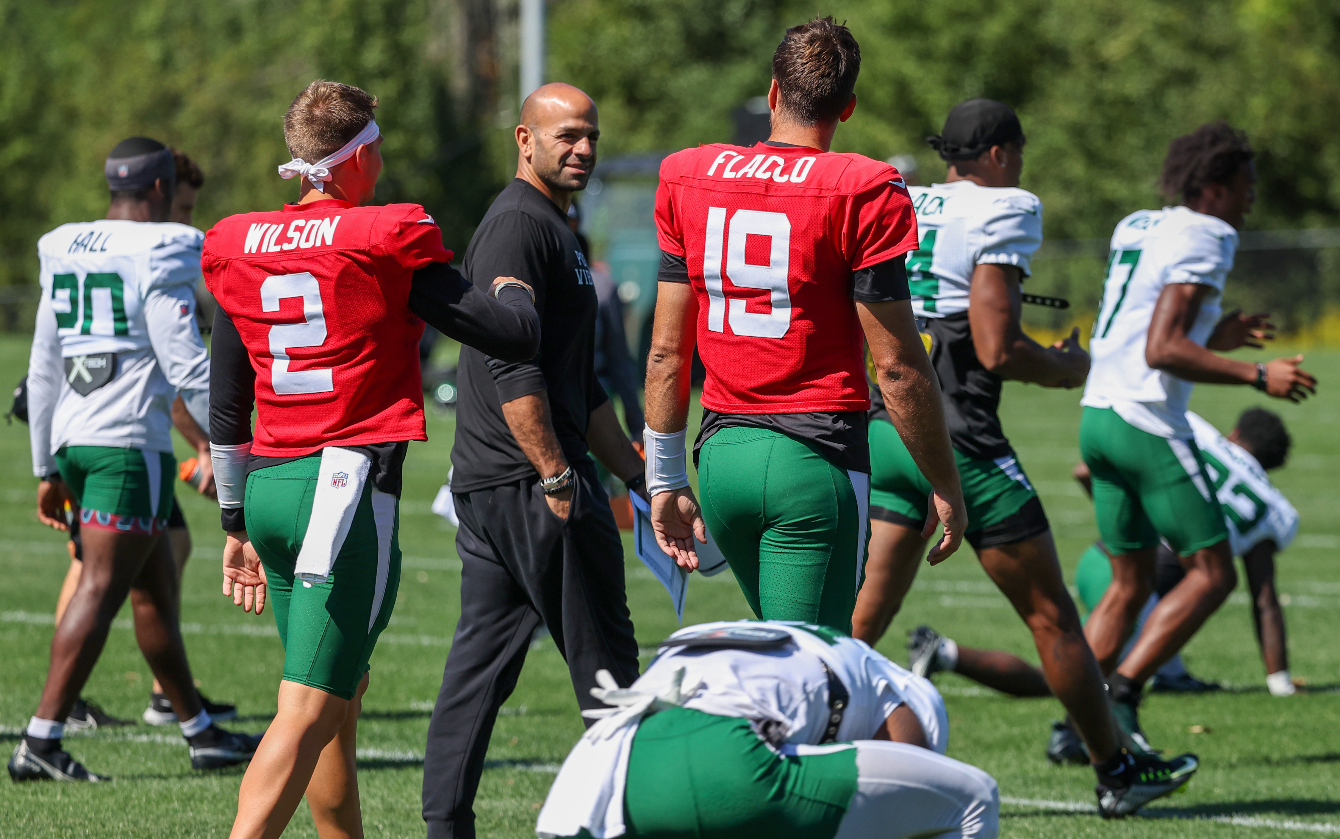 A New York Jets Insider makes sense of latest QB news and Locker Room  'TENSION' reports!? 