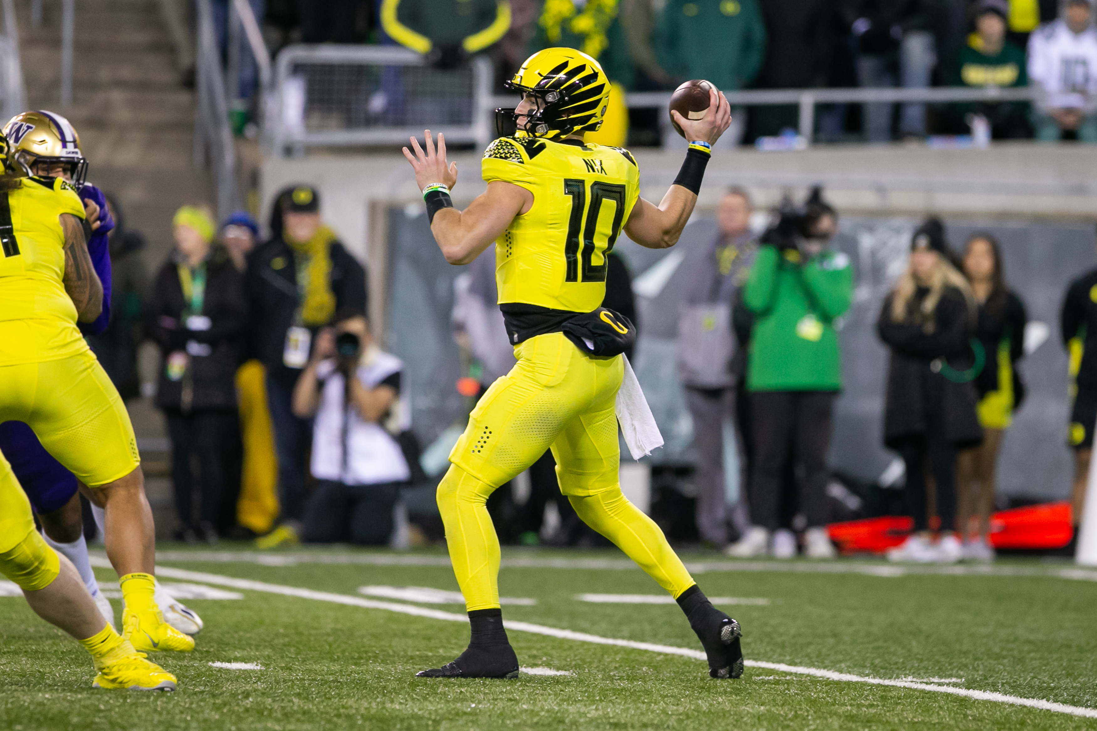 Where Dan Lanning wants to see Bo Nix improve as Oregon Ducks prepare for  home opener 