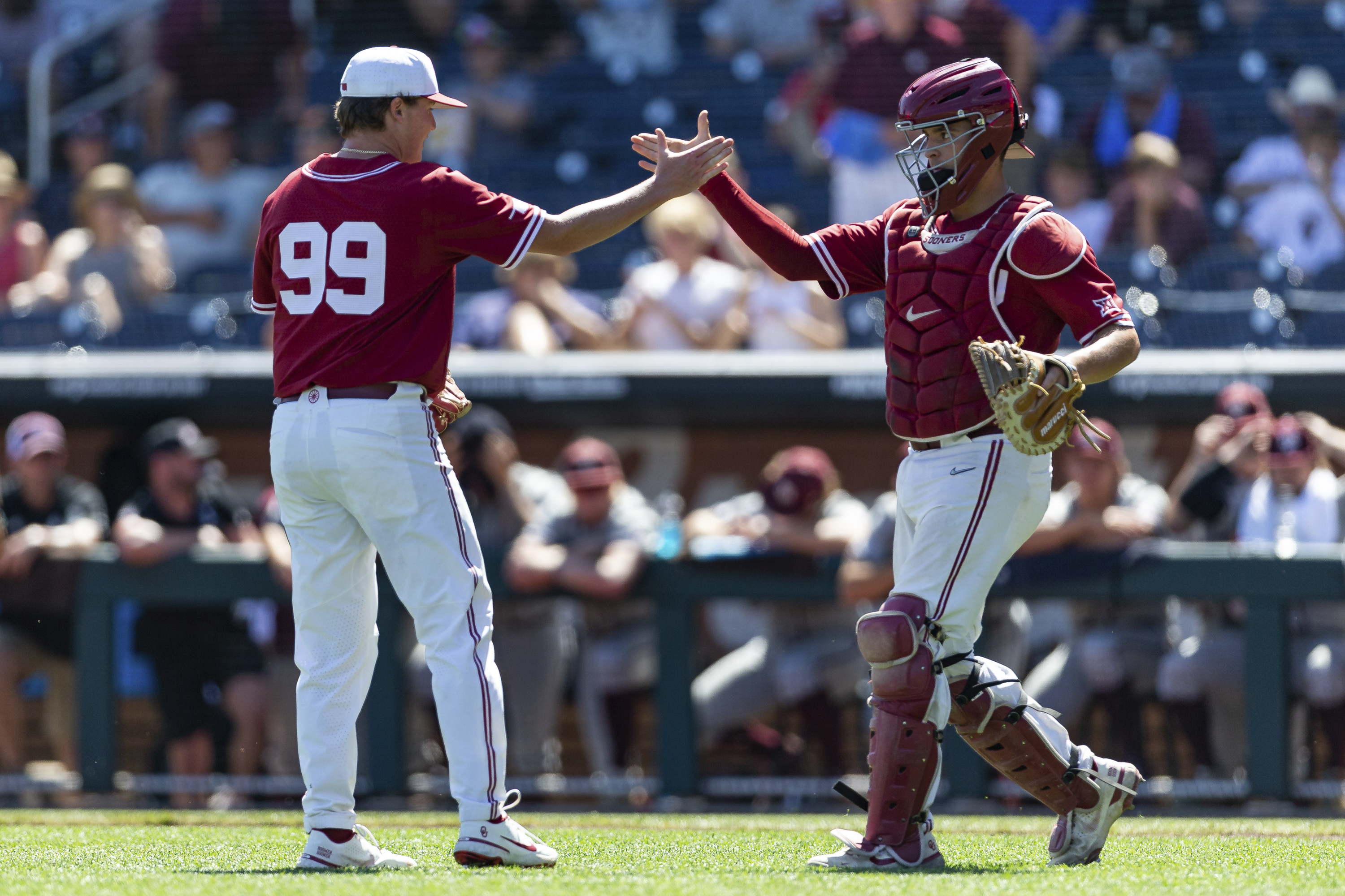 College World Series odds 2022: Picks, predictions to win CWS with Tennessee  as favorite - DraftKings Network