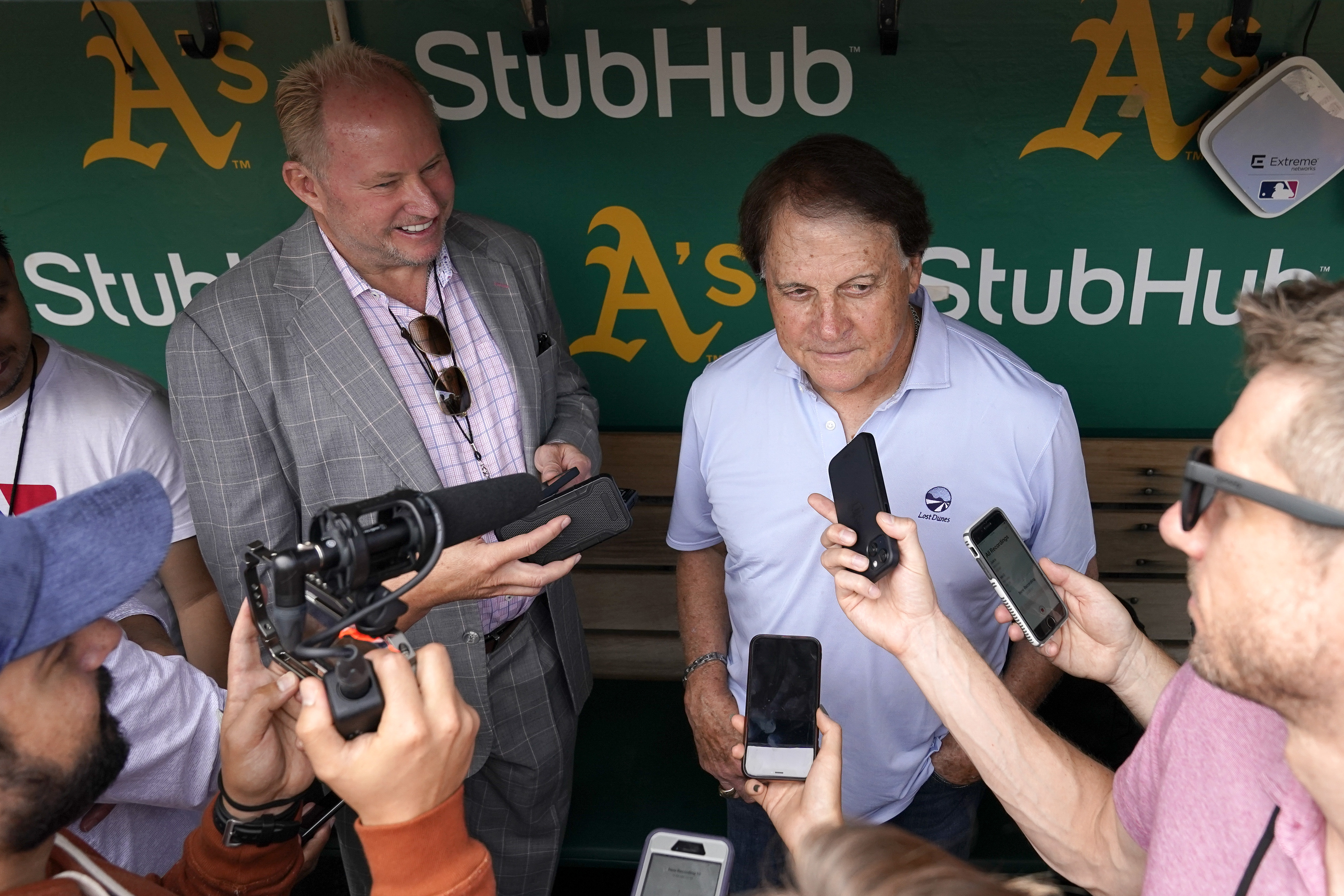 La Russa says he'll exit as White Sox manager over heart issue 