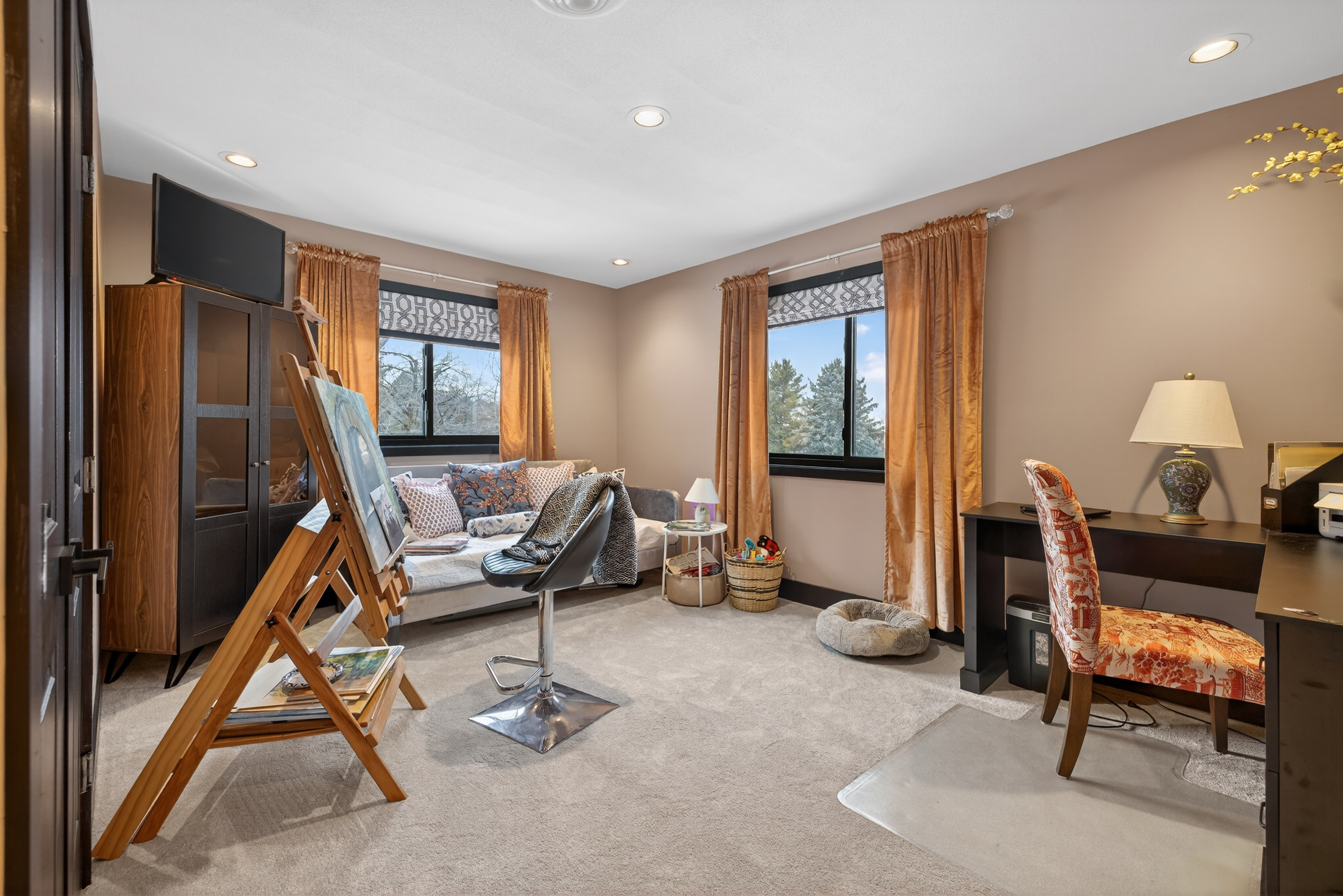 - Christina Cianciosi grew up admiring the house at 101 Alton Street in Syracuse which borders Bellevue Country Club. In 2022, she bought the unique home and gave it an extensive renovation. One of the four bedrooms on the second floor. She uses this one as an art studio. Courtesy of Kyle Fedrizzi, owner of kfotography315, LLC.