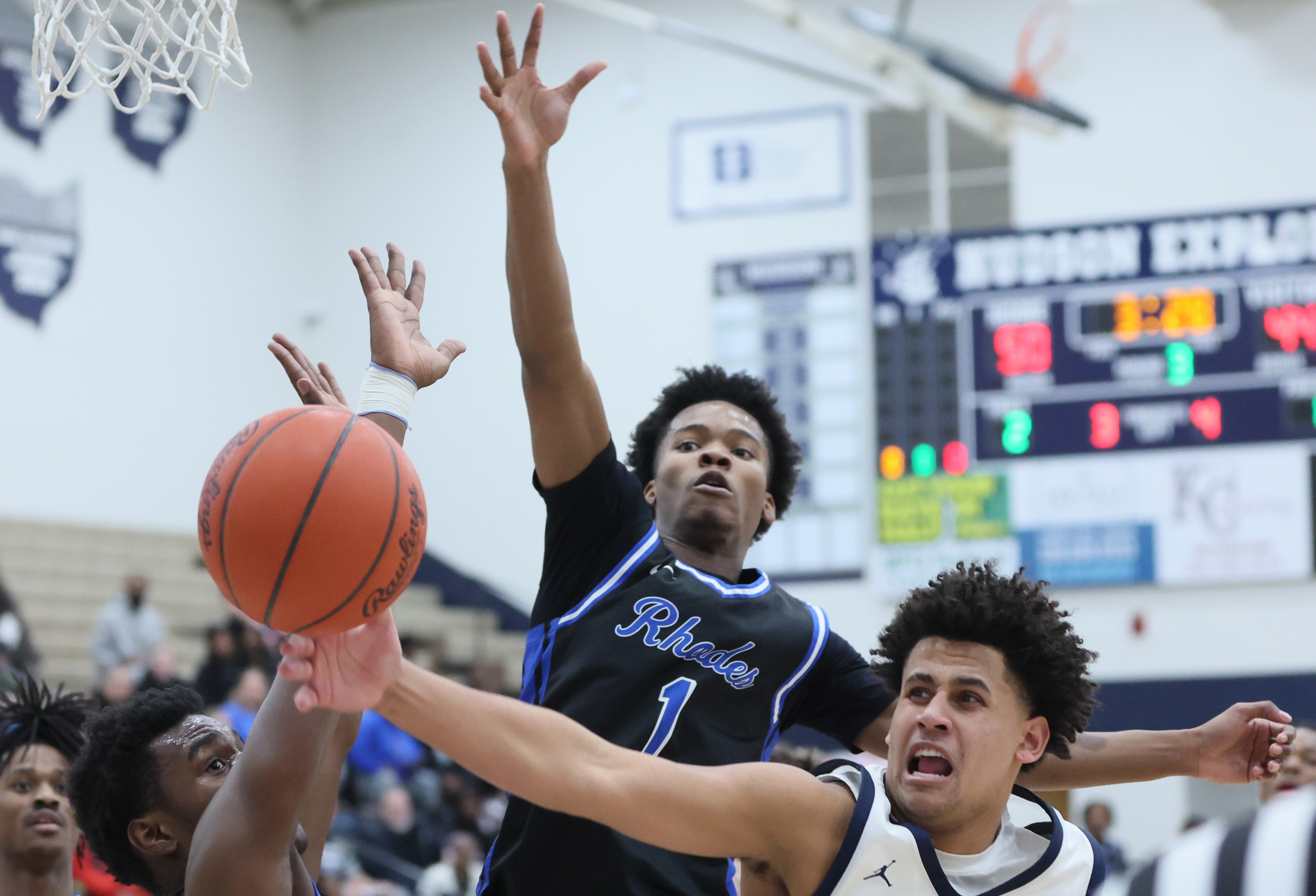 High school boys basketball: Hudson vs. Rhodes, February 26, 2026 ...