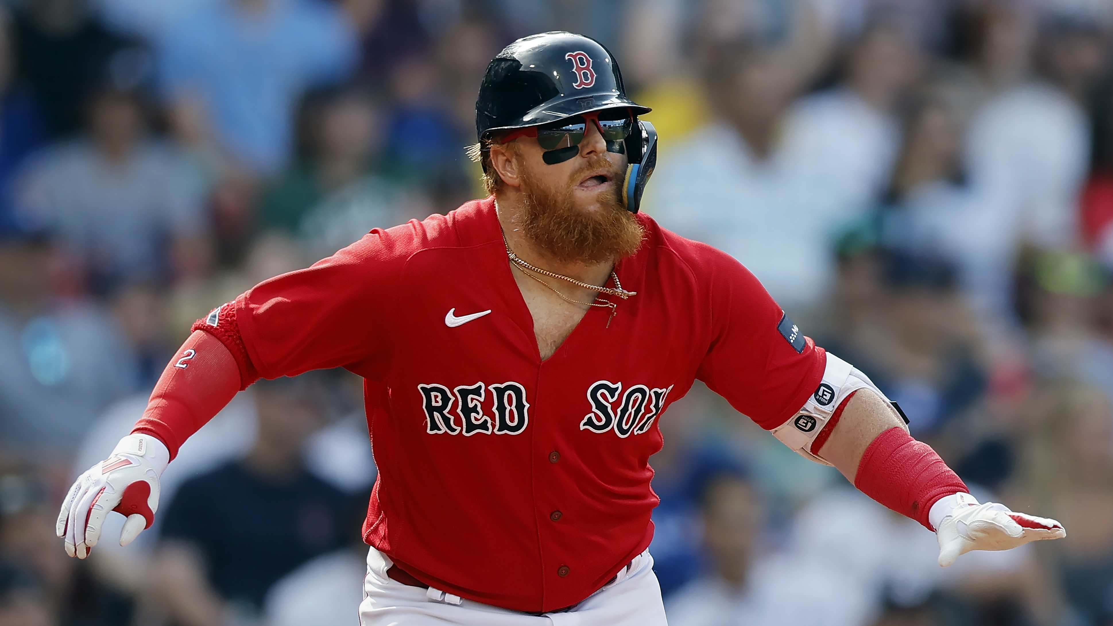 Red Sox DH Justin Turner day-to-day after leaving game with heel