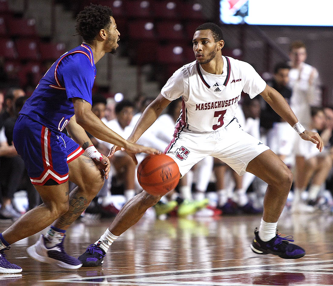 UMass Men's Basketball Vs UMass Lowell 12/8/22 - Masslive.com