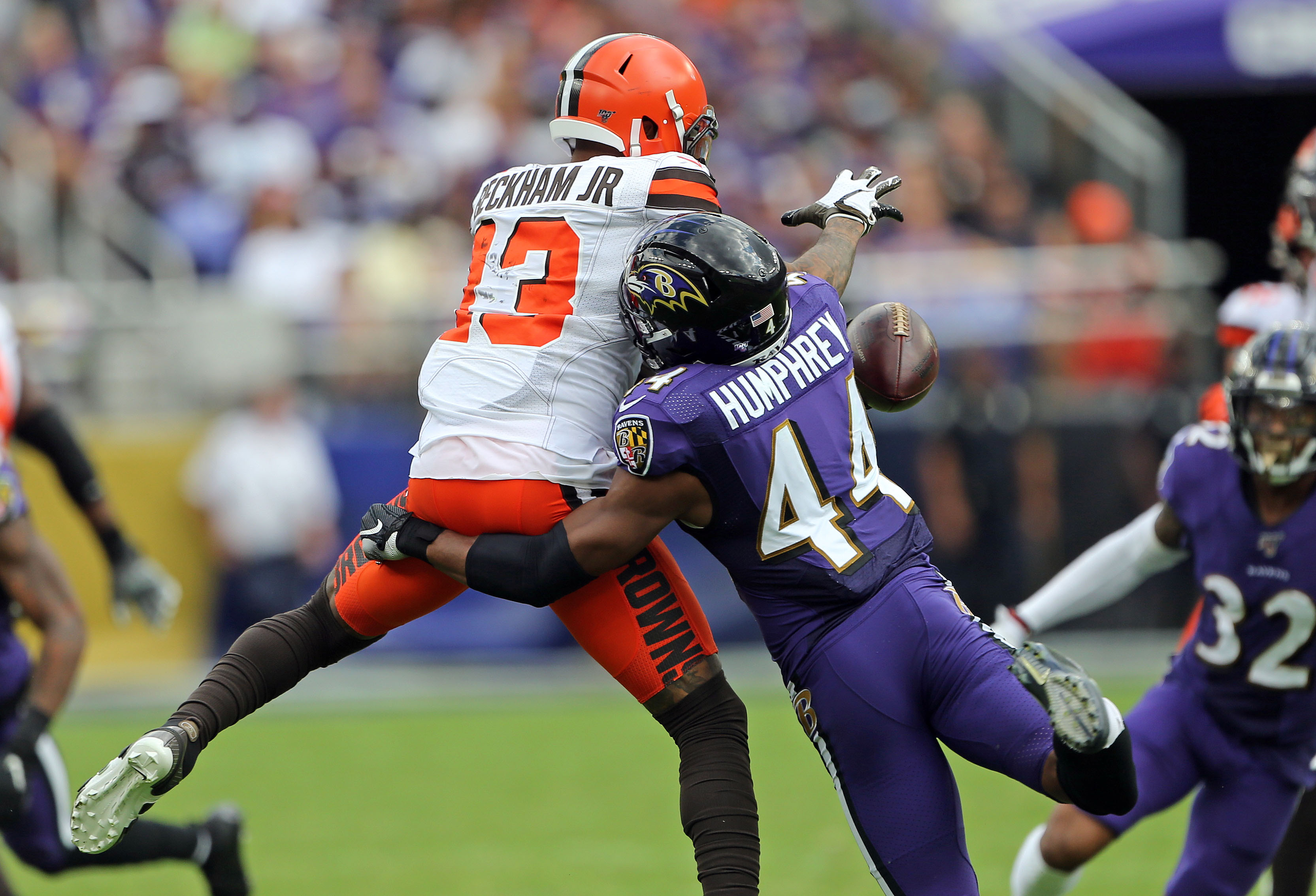 Odell Beckham Jr. Punched Chuck Clark in the Butt During Rams-Ravens