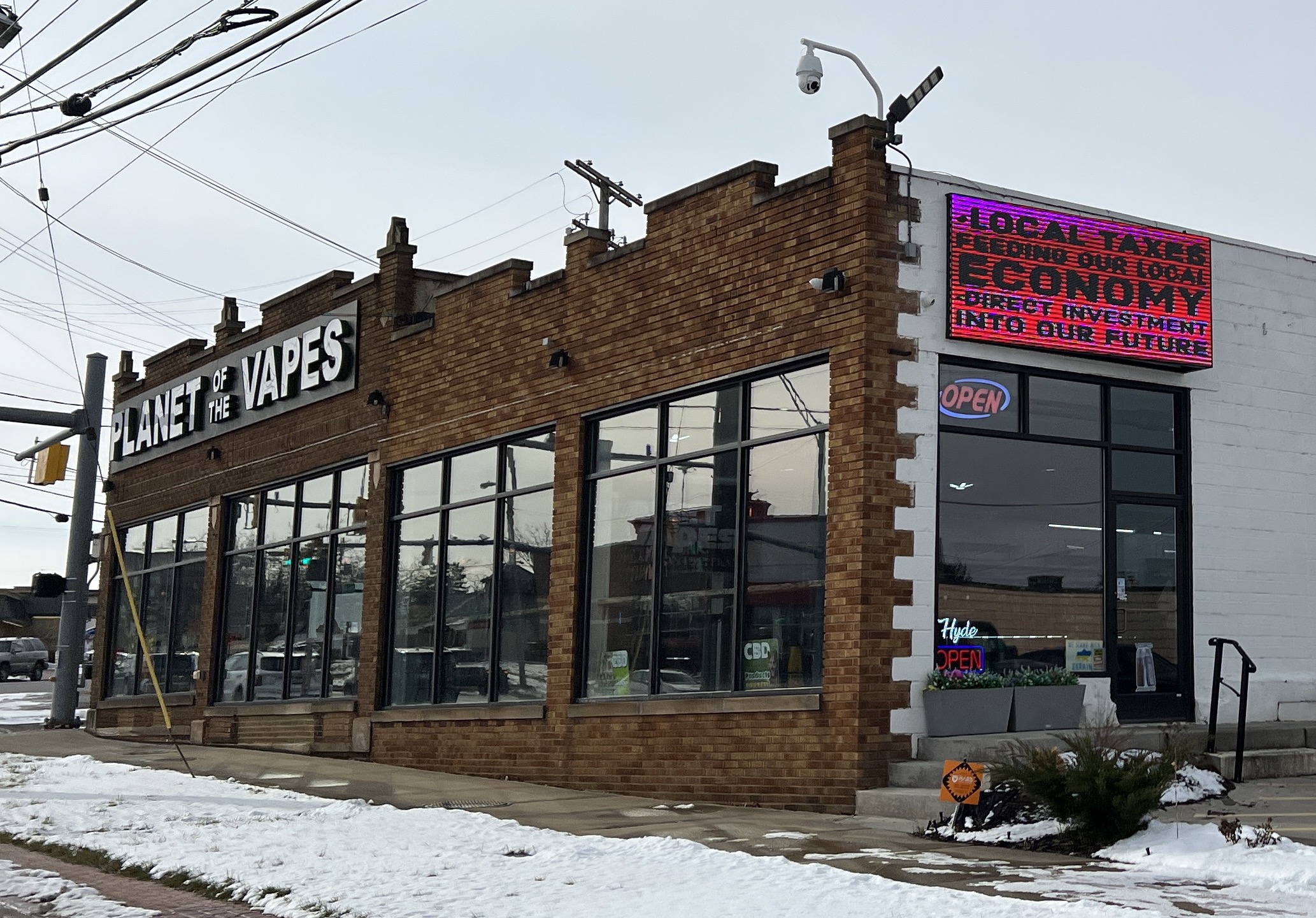 Parma city officials unhappy about new vape store, promise to tweak retail  operation ordinance - cleveland.com