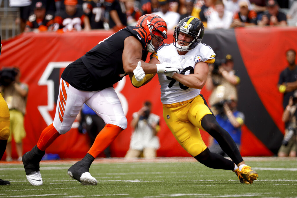 Steelers sign T.J. Watt to new $122M deal ahead of season opener