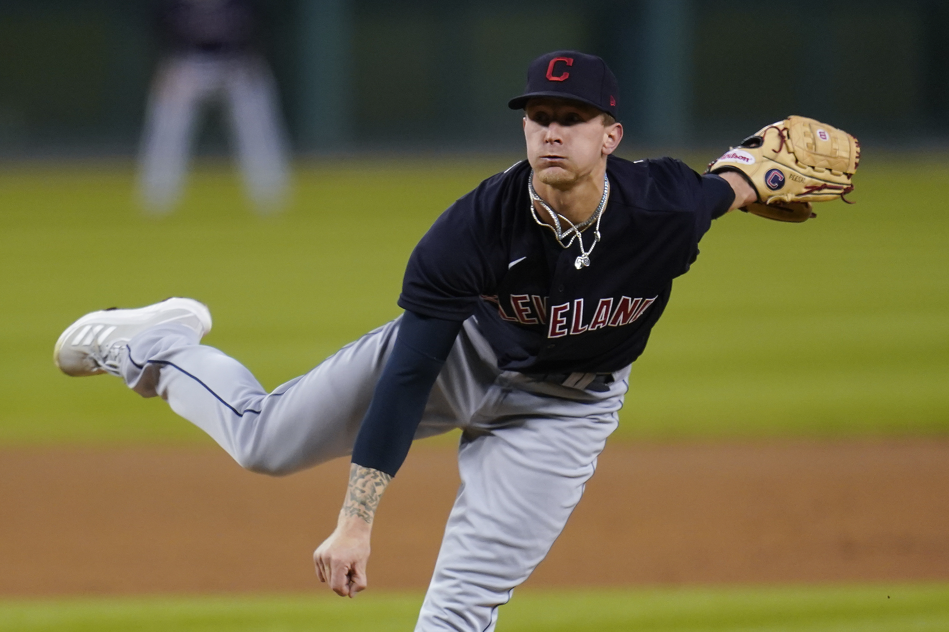 Jose Iglesias collects three hits as Detroit Tigers top Cleveland