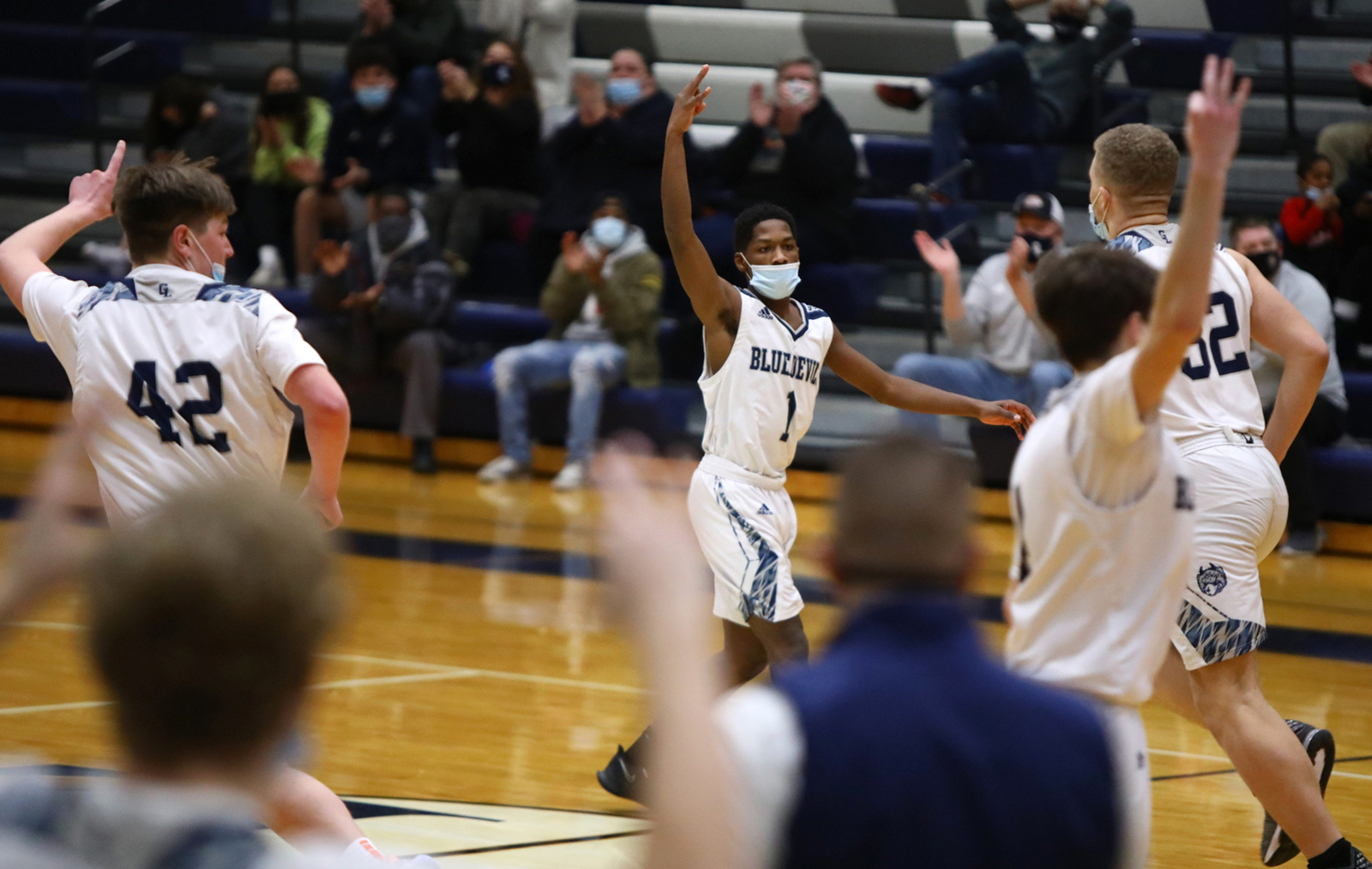 Gull Lake boys basketball takes the win over Kalamazoo Central 5637