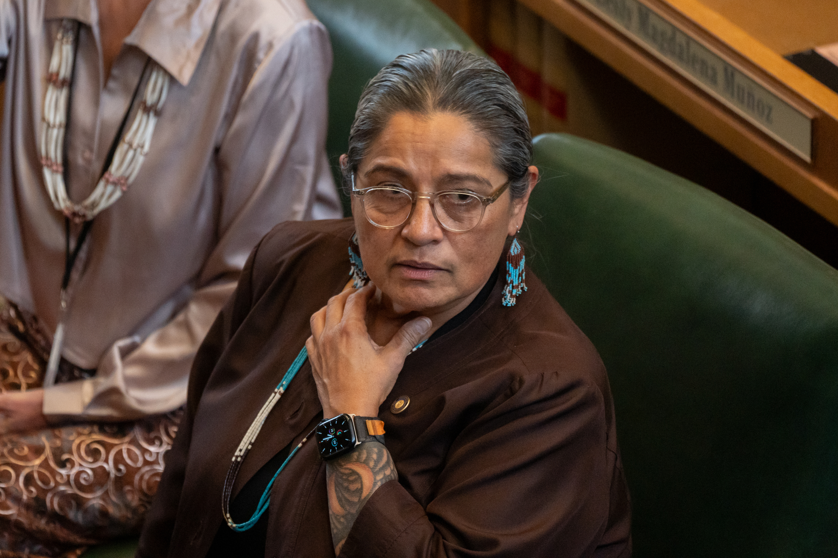 Oregon lawmakers sworn in at Salem Capitol January 2025 - oregonlive.com