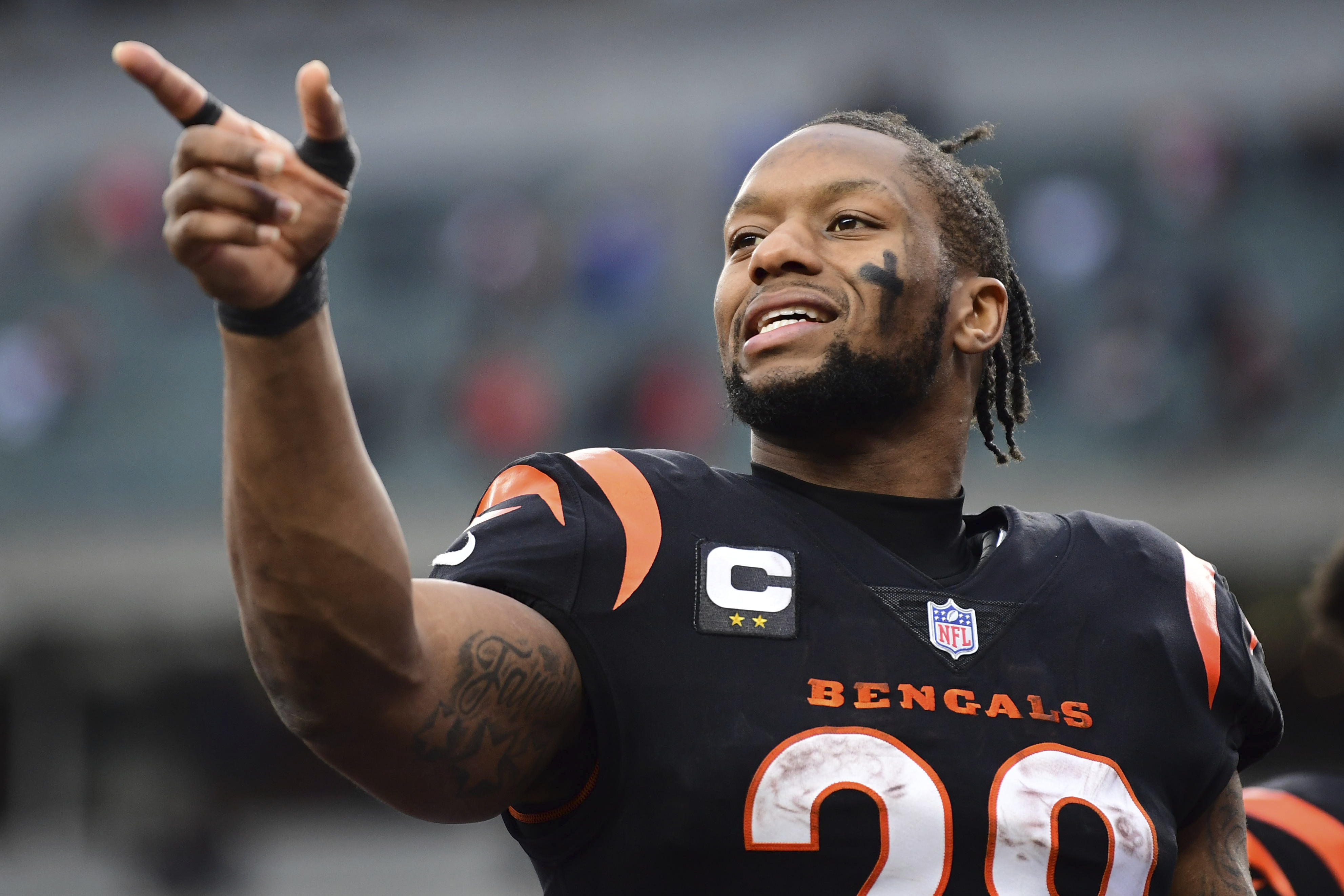 Is Joe Mixon in trouble? Cincinnati Police again slaps Bengals star with  aggravated menacing charge