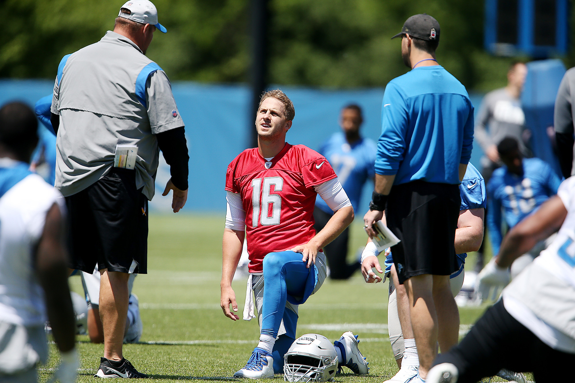 No setback' for Penei Sewell after he misses the Detroit Lions' rookie  minicamp because of COVID-19 