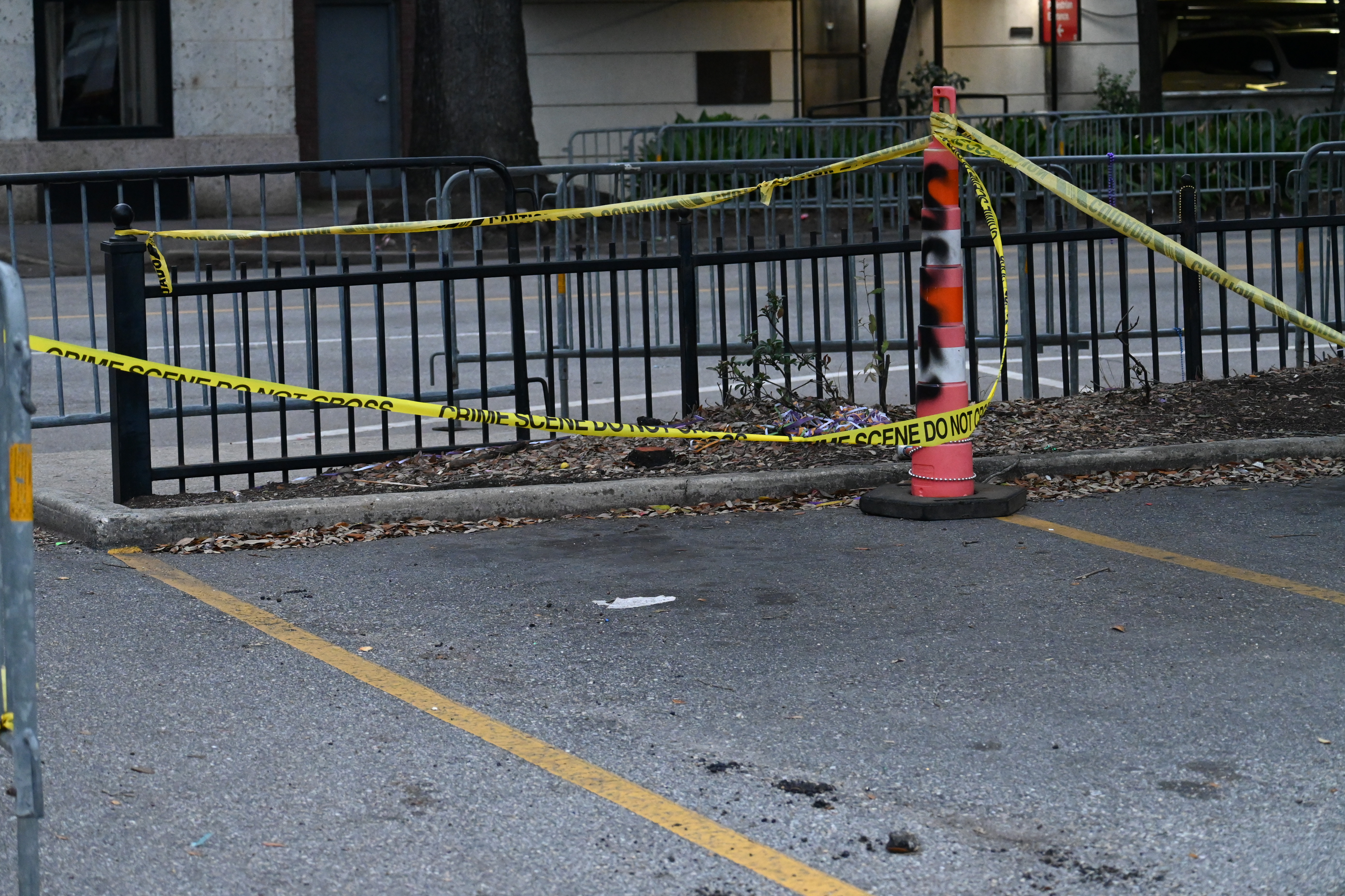 Two shootings after Mobile Mardi Gras events injured 7, left robbery  suspect dead, officials say - al.com