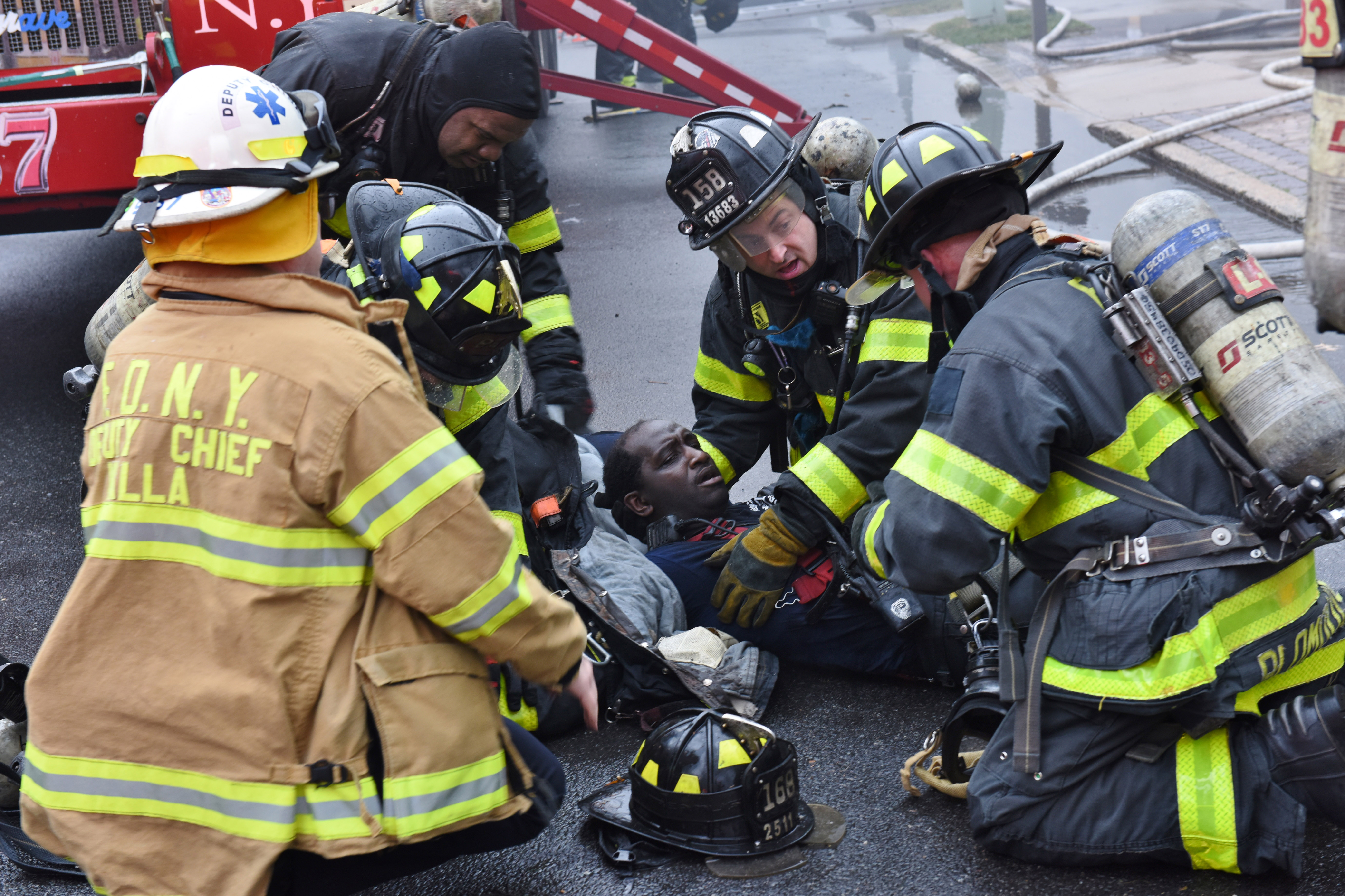 FDNY responds to massive house fire in Staten Island’s Annadale section ...