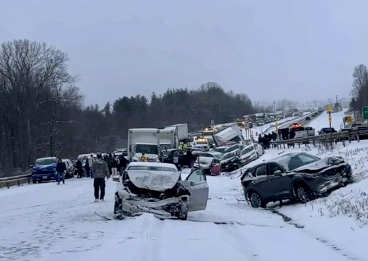 Huge crash closes I-81 south in LaFayette - syracuse.com
