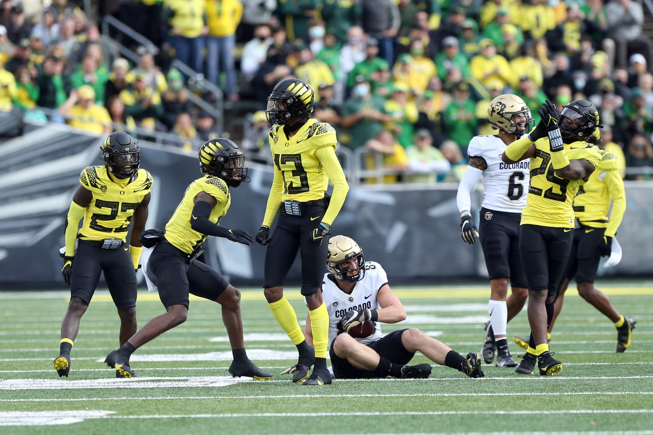 Oregon Ducks Safety Bryan Addison Thrust Into First Team Role Has Career Day Against Colorado Oregonlive Com
