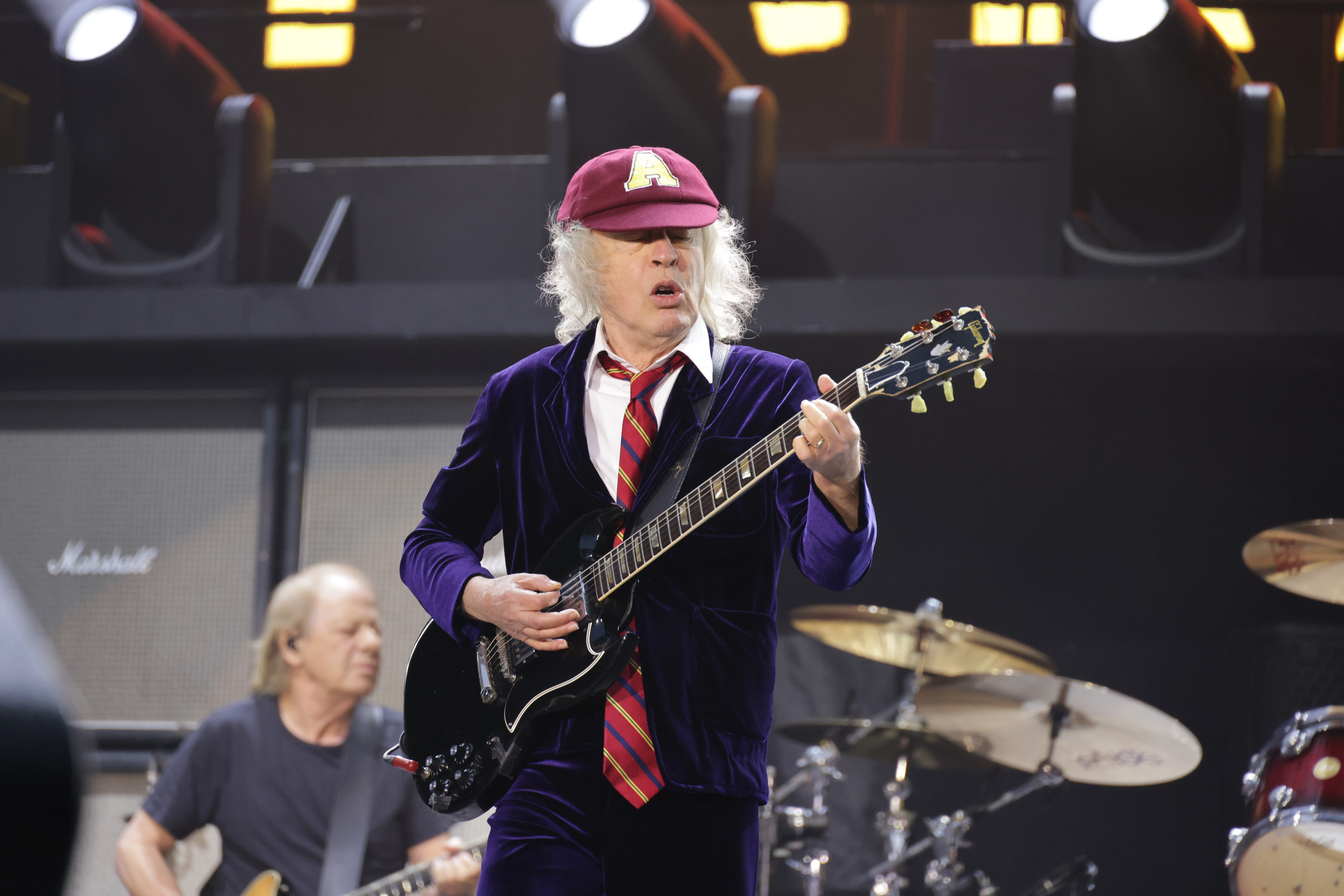 AC/DC closes out US Power Up 2025 tour in Cleveland - cleveland.com