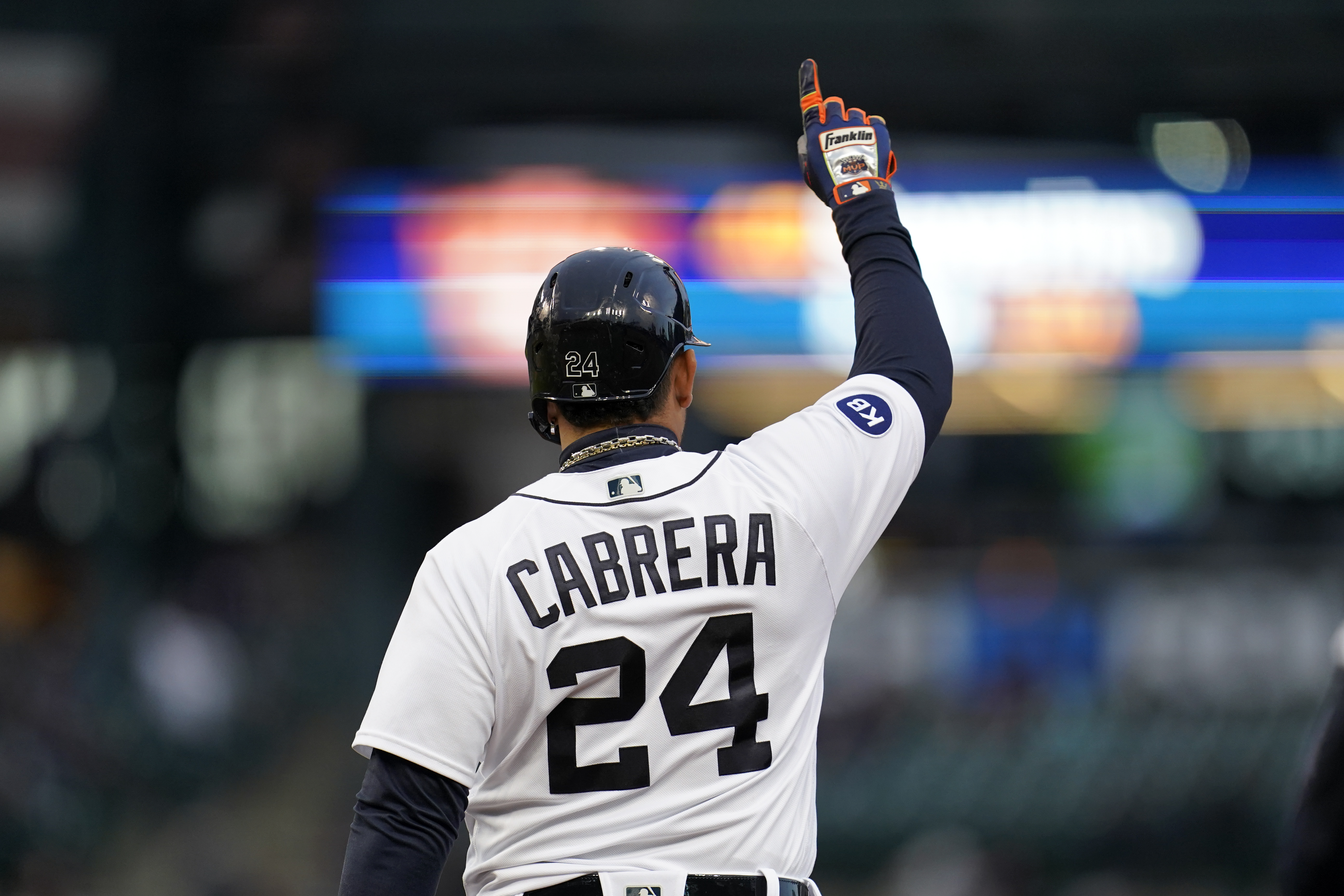 Detroit Tigers fans robbed when Yankees walked Miguel Cabrera