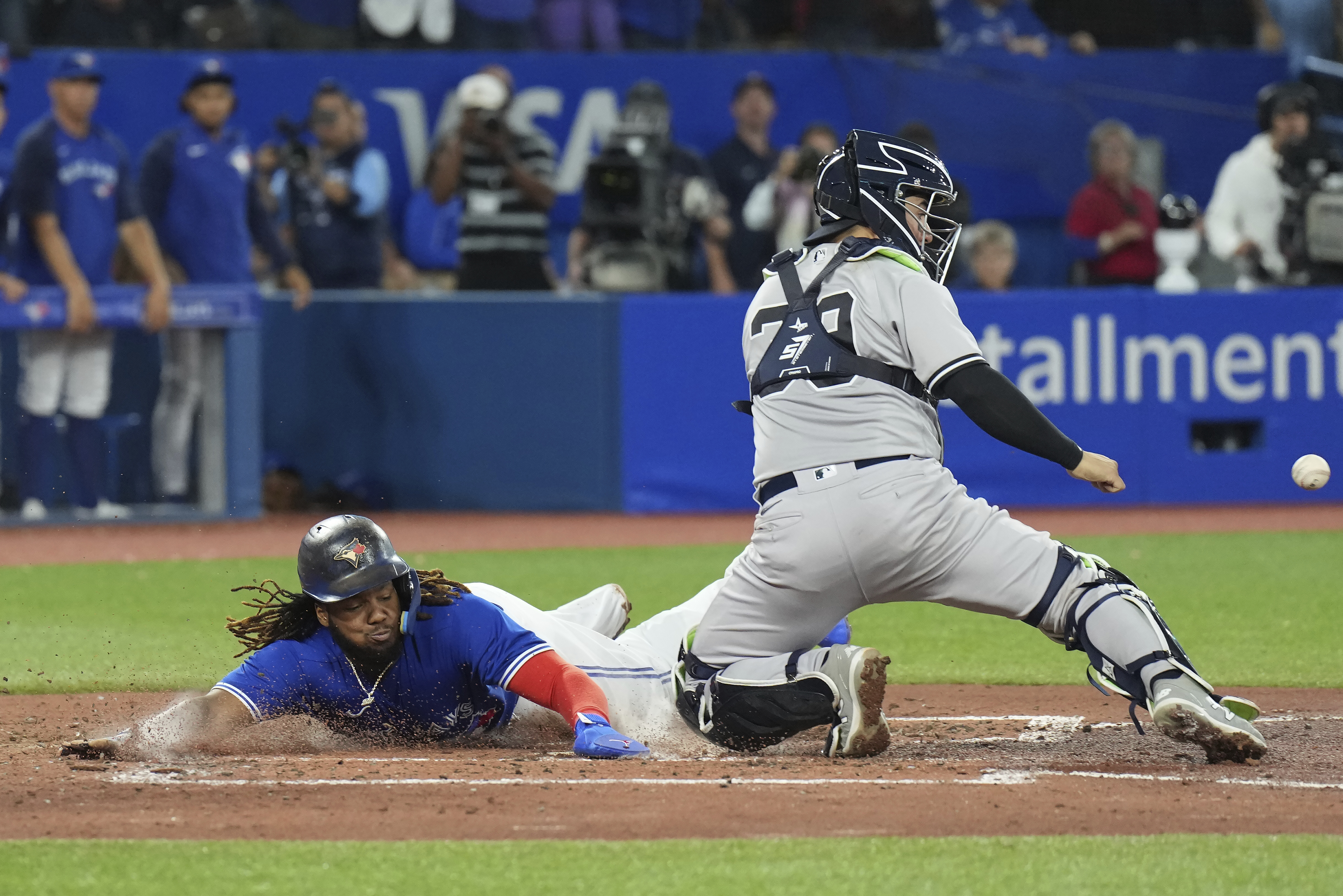 Isiah Kiner-Falefa trying catcher again in bid to make Yankees